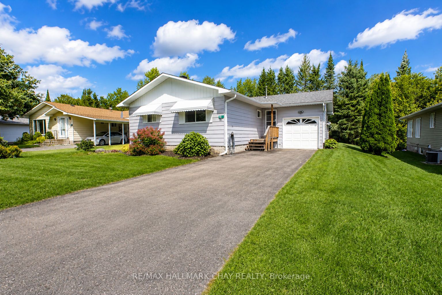 45 Tamarack Drive, Oro-Medonte, ON L0L 1T0 photo 2