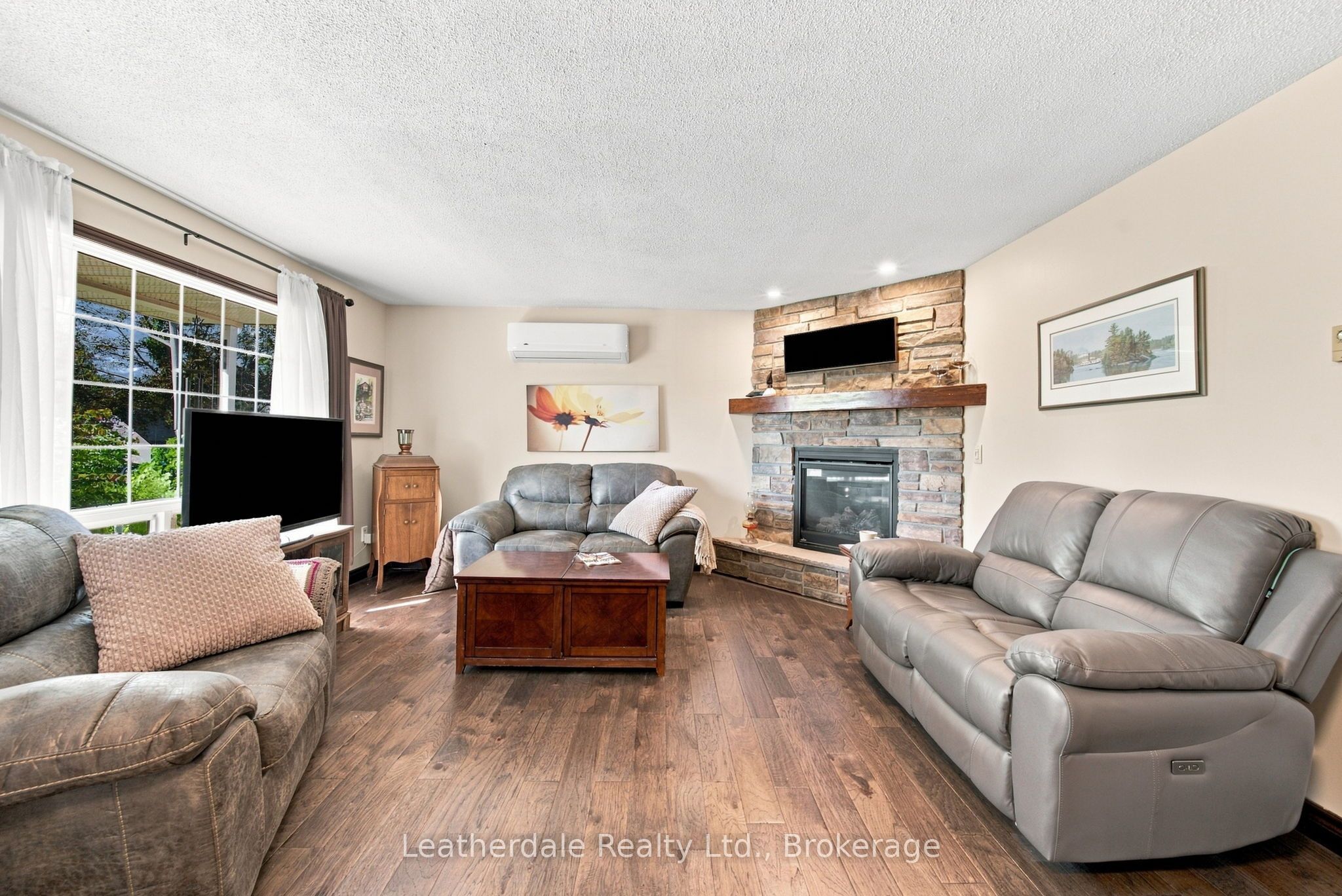 354 Arthur Street, Orillia, ON L3V 3M8 photo 5