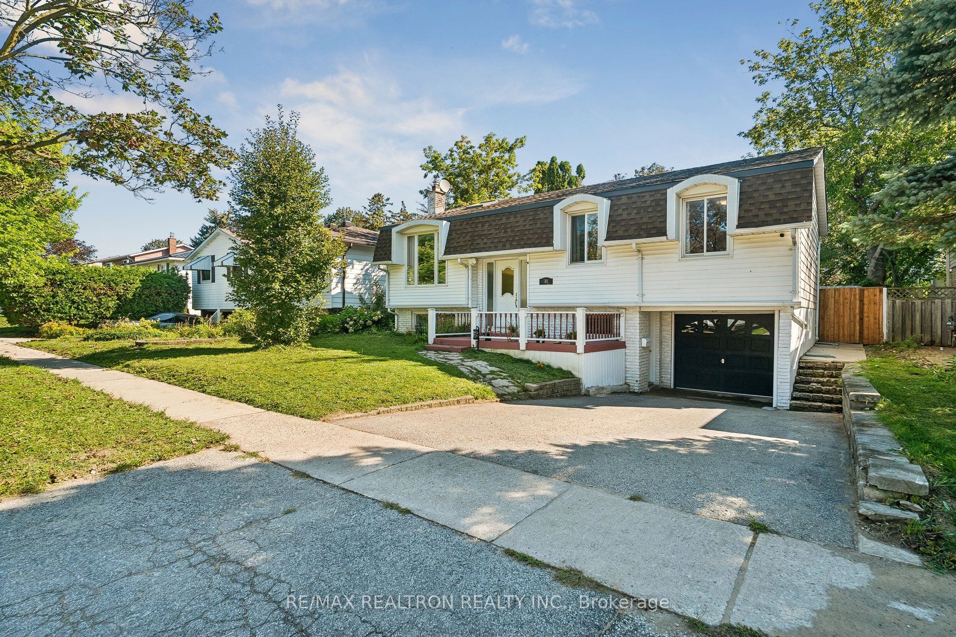 101 Marshall Street, Barrie, ON L4N 4K7 photo 3