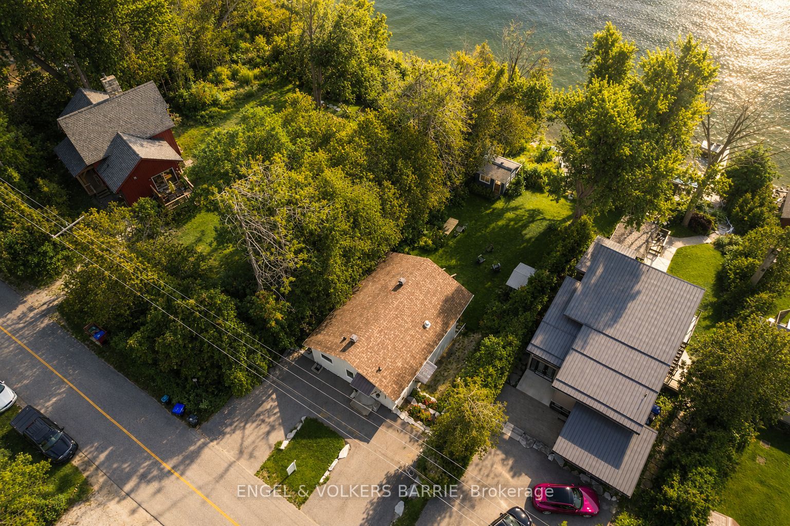 2371 Lakeshore Road E, Oro-Medonte, ON L0L 1T0 photo 3