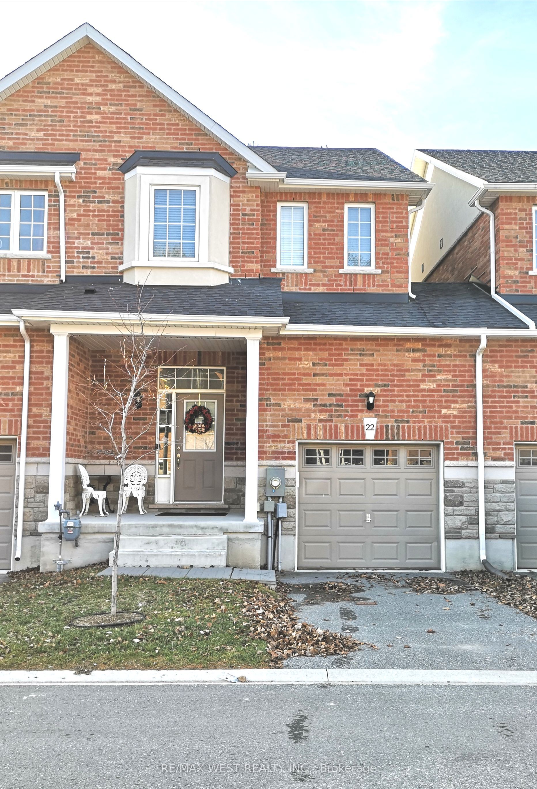 22 Farewell Avenue, Wasaga Beach, ON L9Z 0H3