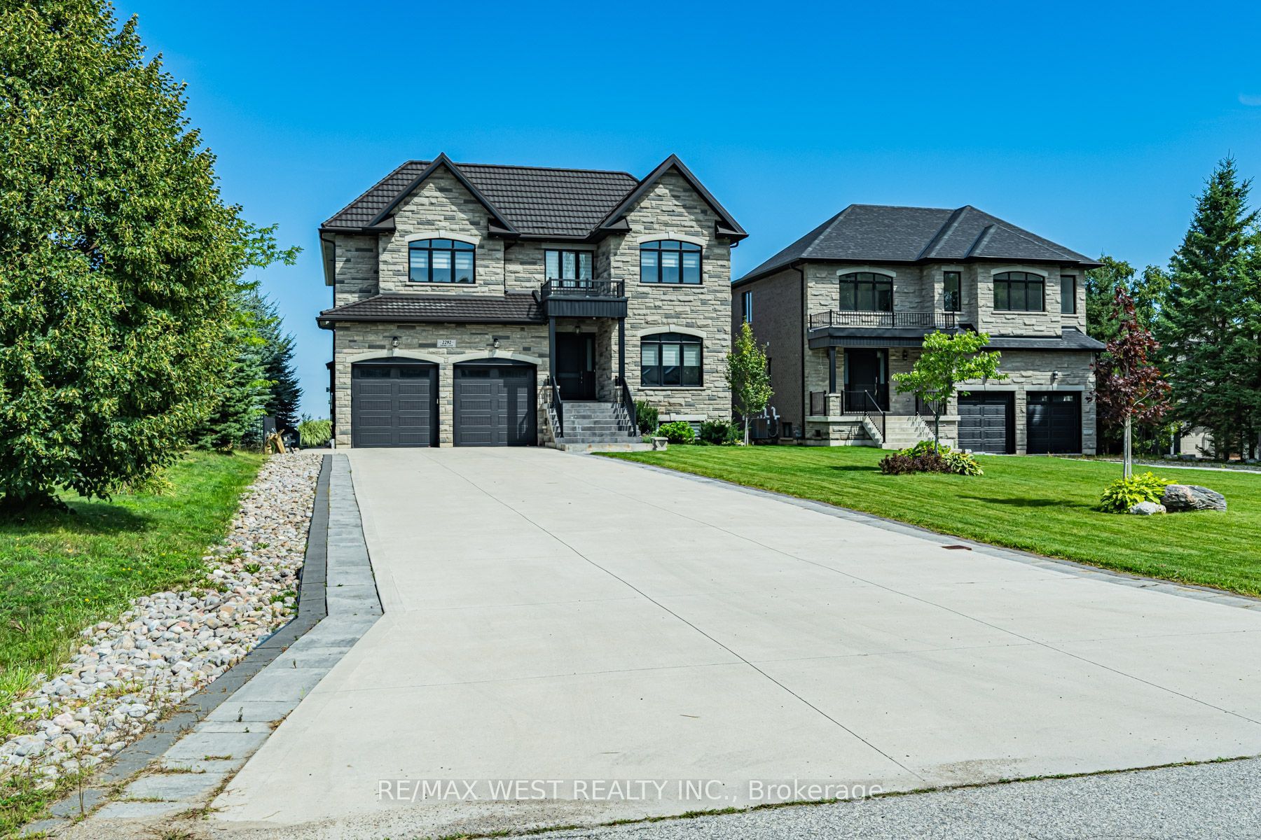 2292 Shore Lane, Wasaga Beach, ON L9Z 2X6 photo 2