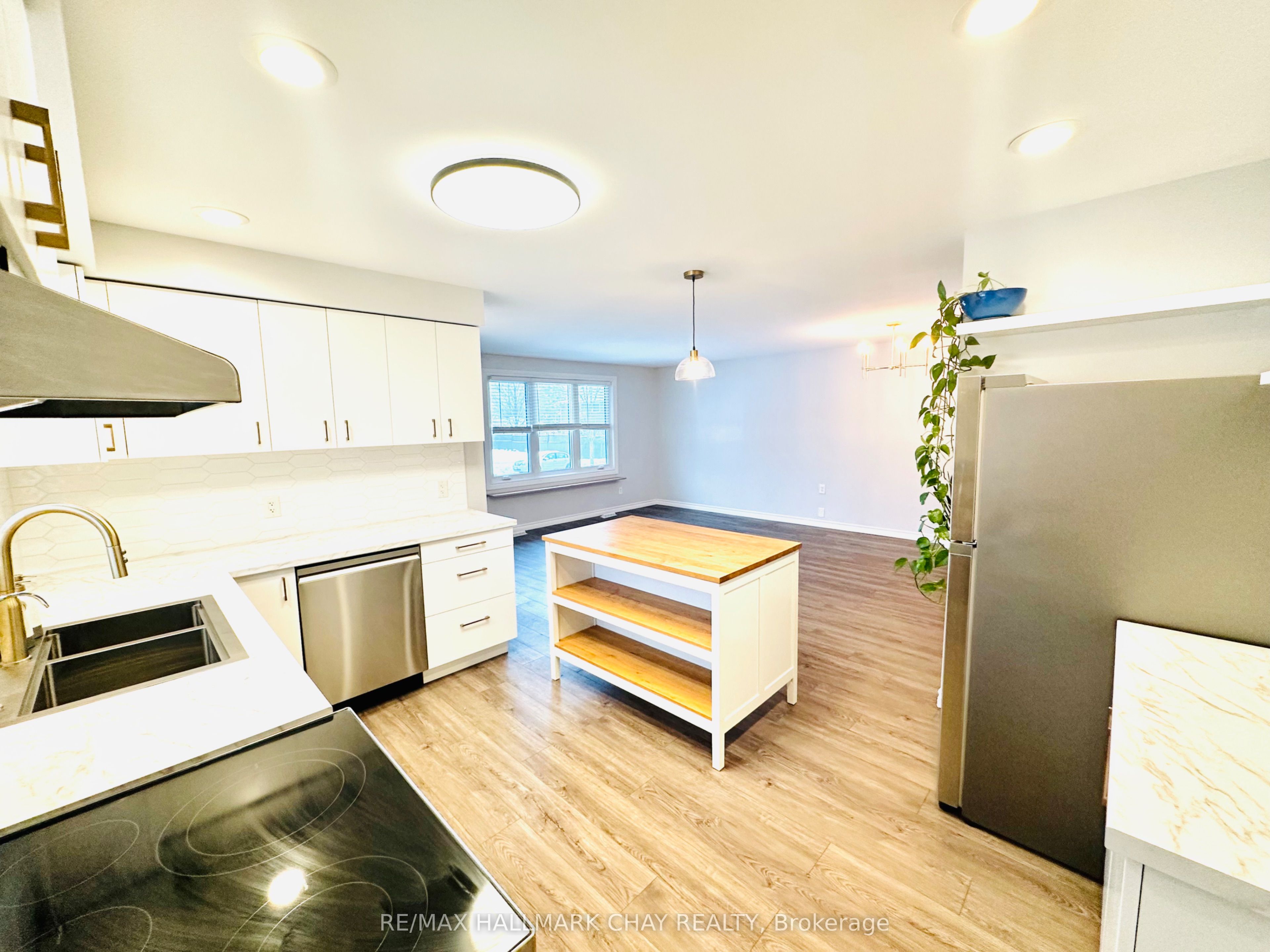11 Daphne Crescent, Barrie, ON L4M 2Y7 photo 5