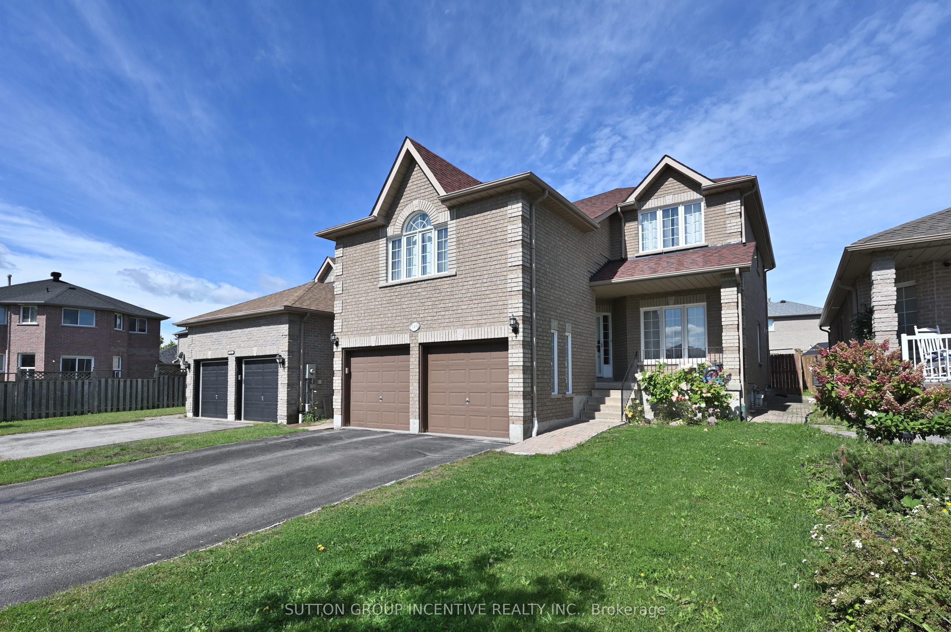 149 RAYMOND Crescent, Barrie, ON L4N 0V7 photo 2