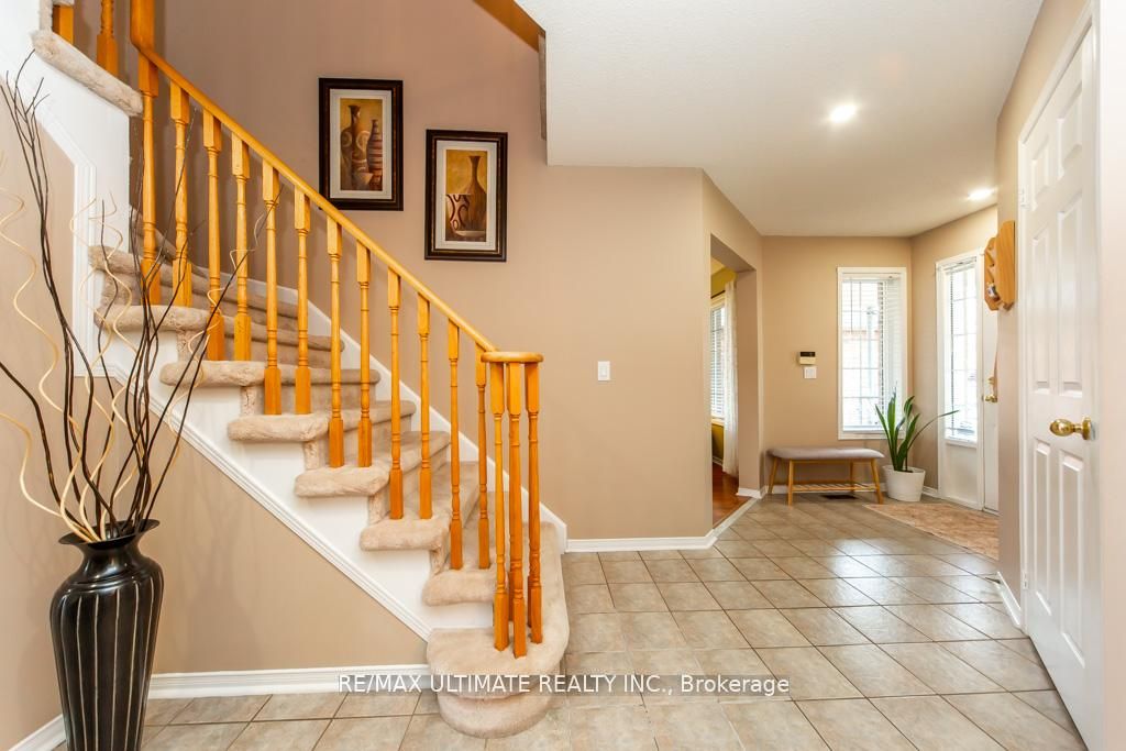 5 Twiss Drive, Barrie, ON L4N 8P3 photo 5