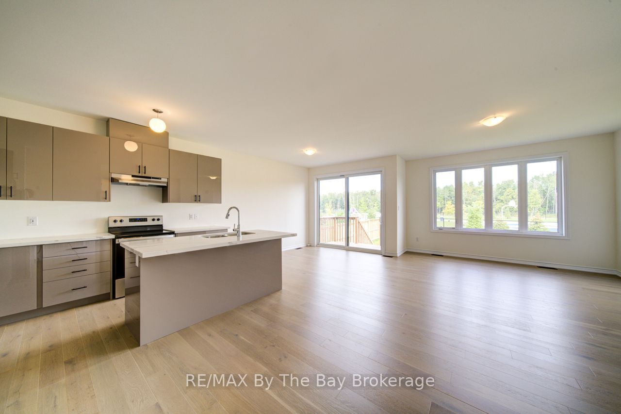232 Ramblewood Drive, Wasaga Beach, ON L9Z 0L6 photo 5