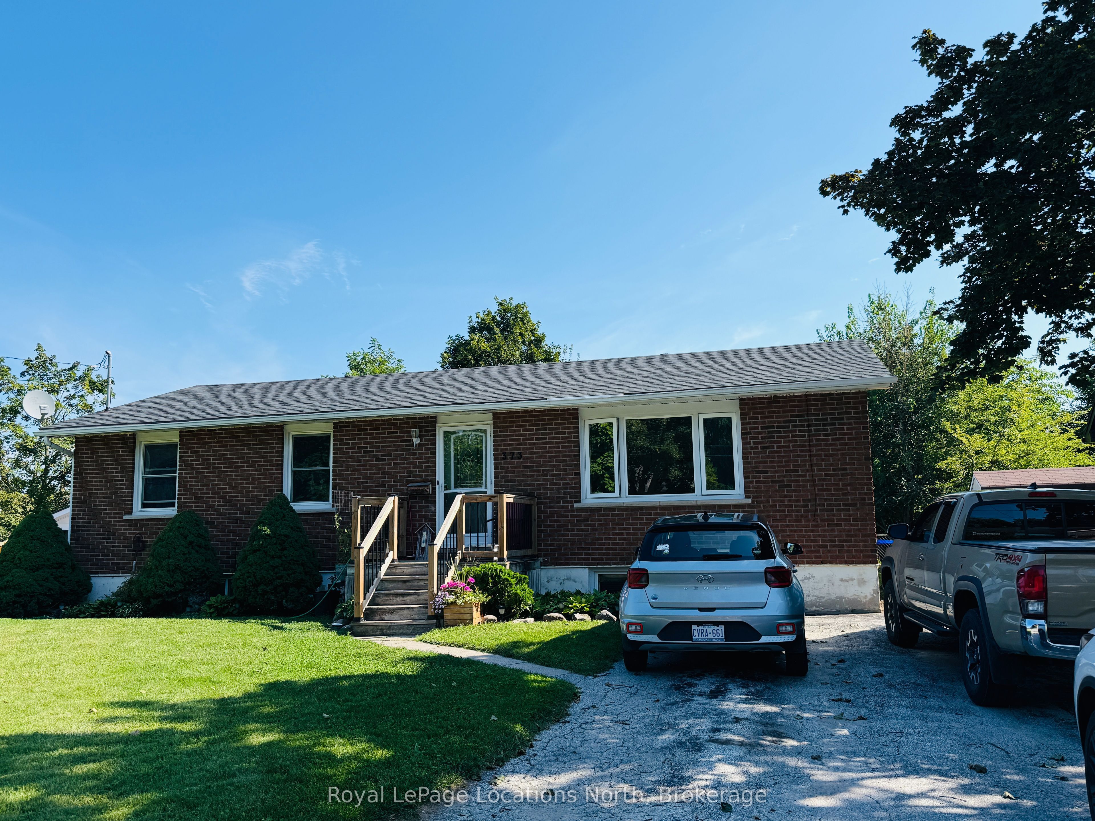 373 Peel Street Unit B, Collingwood, ON L9Y 3W5 photo 2