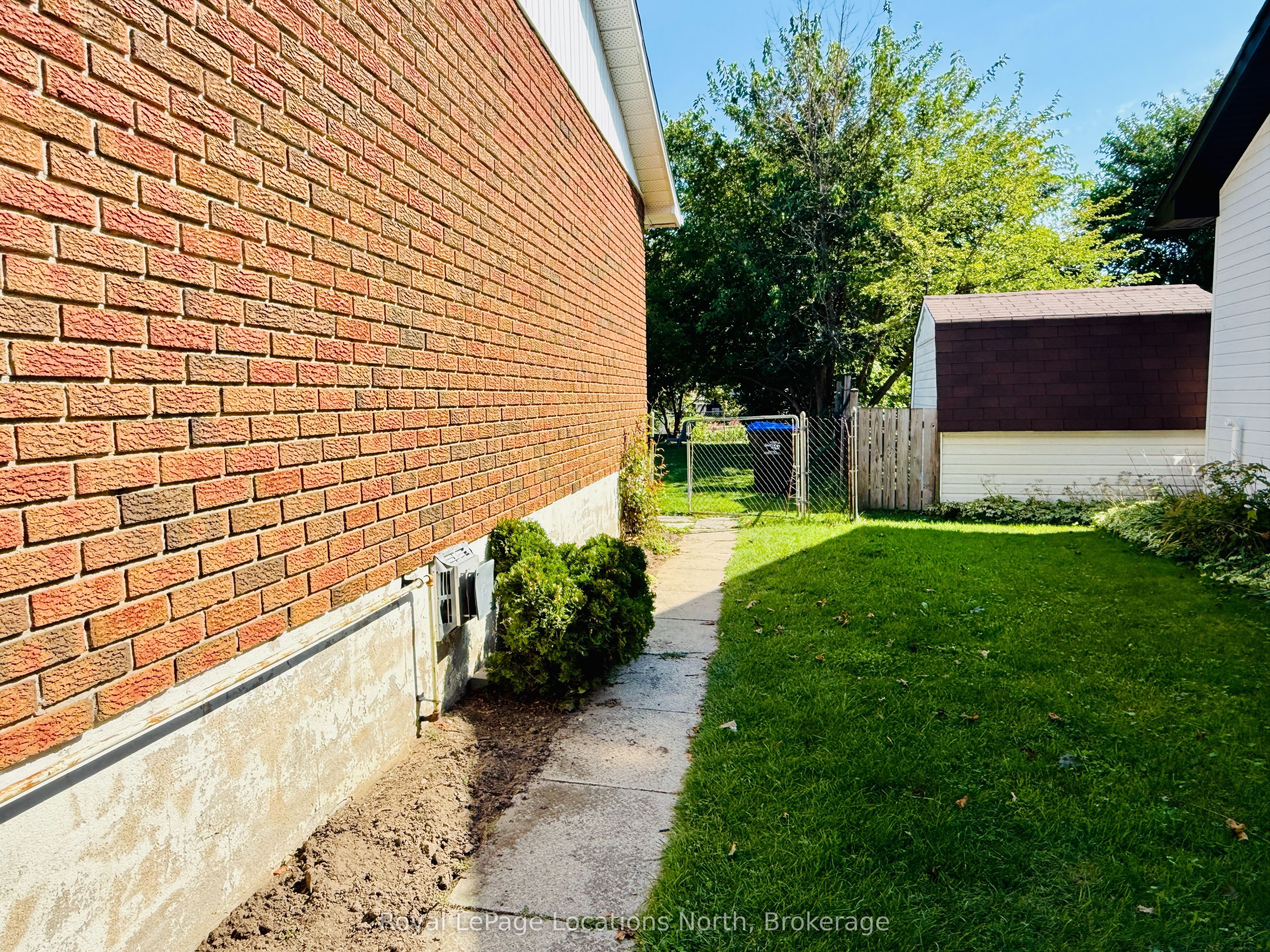 373 Peel Street Unit B, Collingwood, ON L9Y 3W5 photo 3
