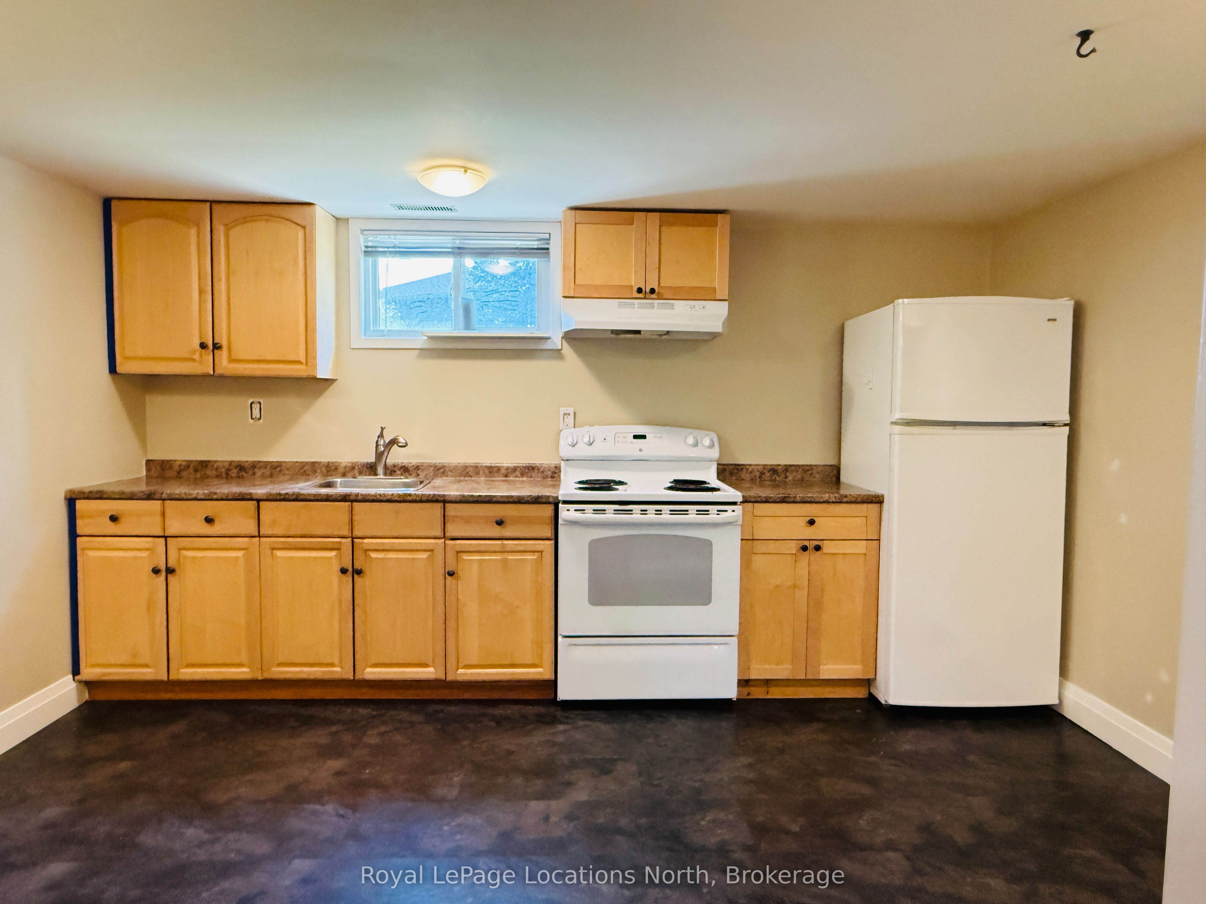 373 Peel Street Unit B, Collingwood, ON L9Y 3W5 photo 5