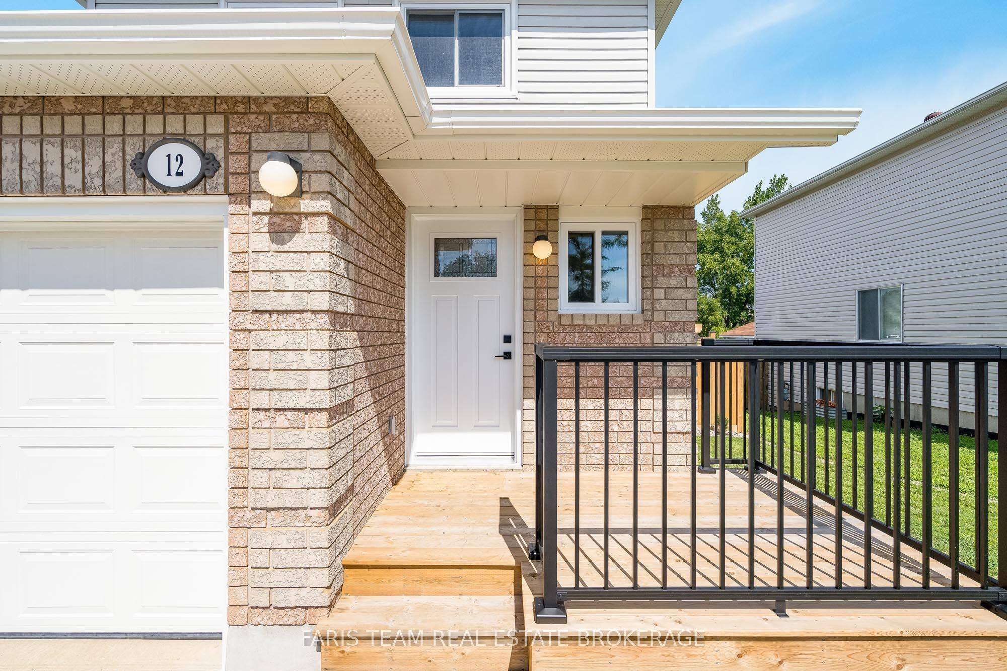 12 Arthur Avenue, Barrie, ON L4M 6H3 photo 4