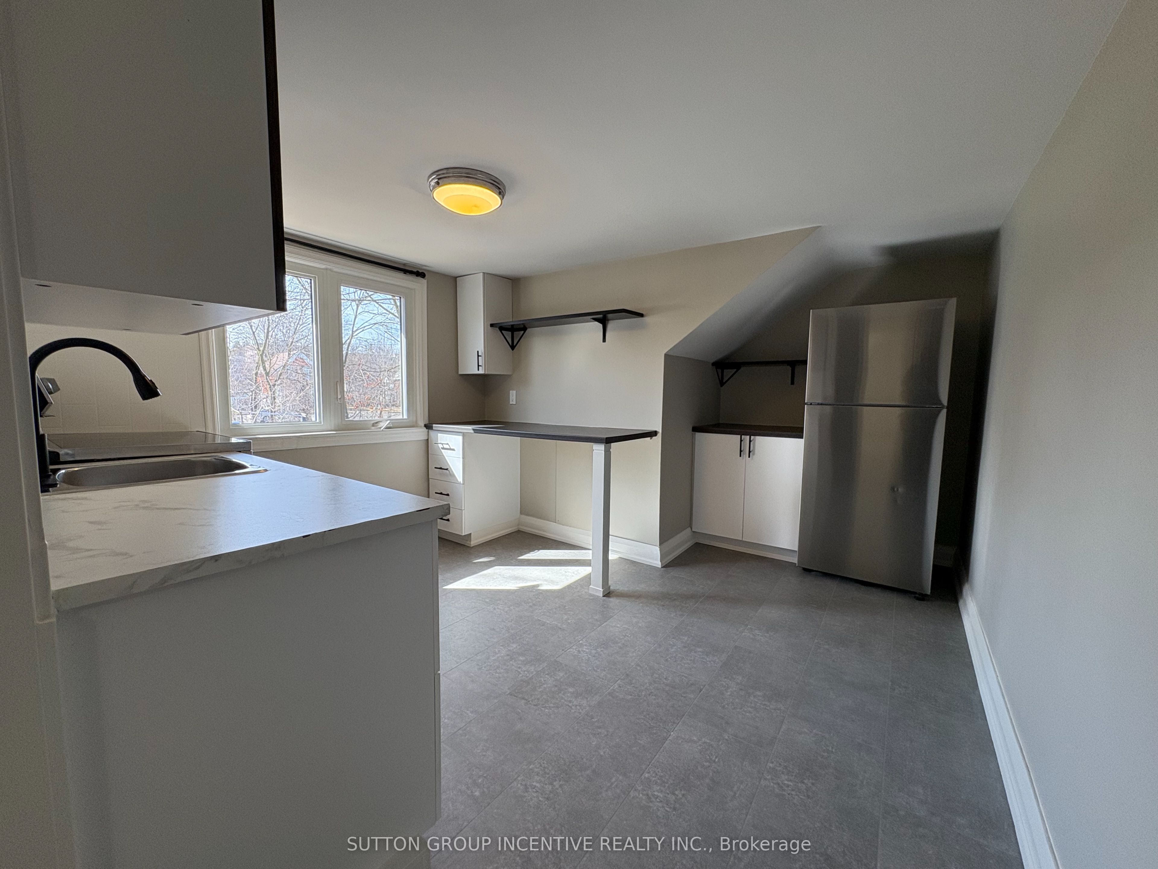 20 Bayview Drive Upper, Barrie, ON L4N 3N5 photo 5