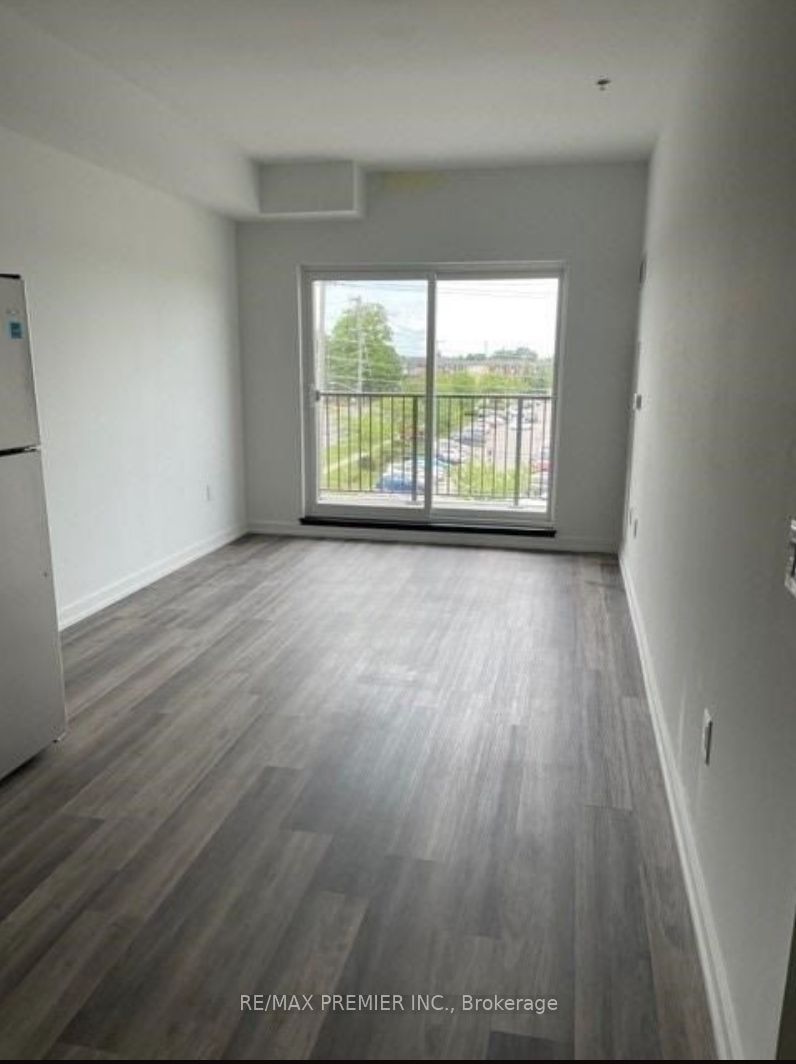 430 Essa Drive 317, Barrie, ON L4N 9C6 photo 4
