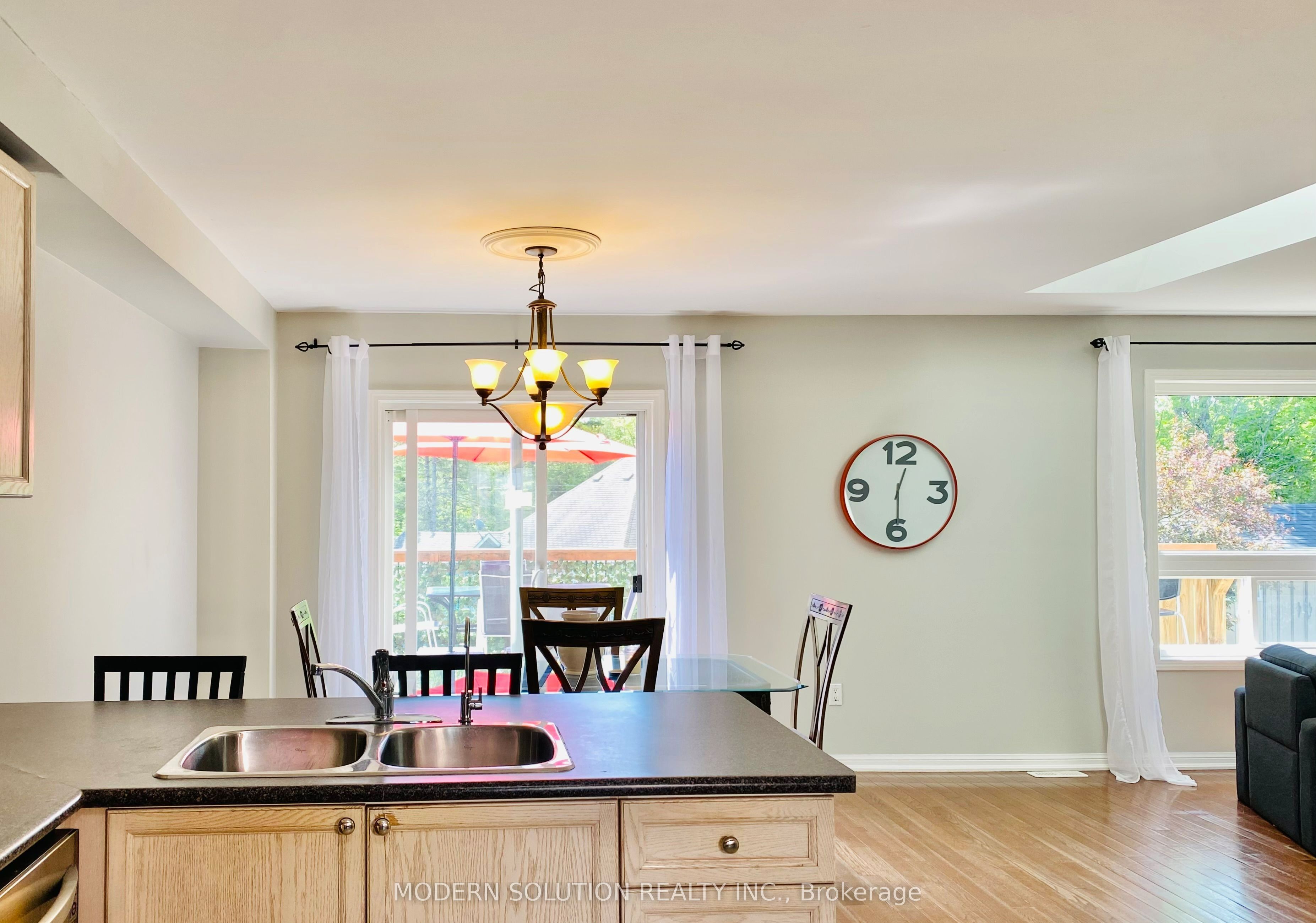 78 Christy Drive, Wasaga Beach, ON L9Z 0B9 photo 5