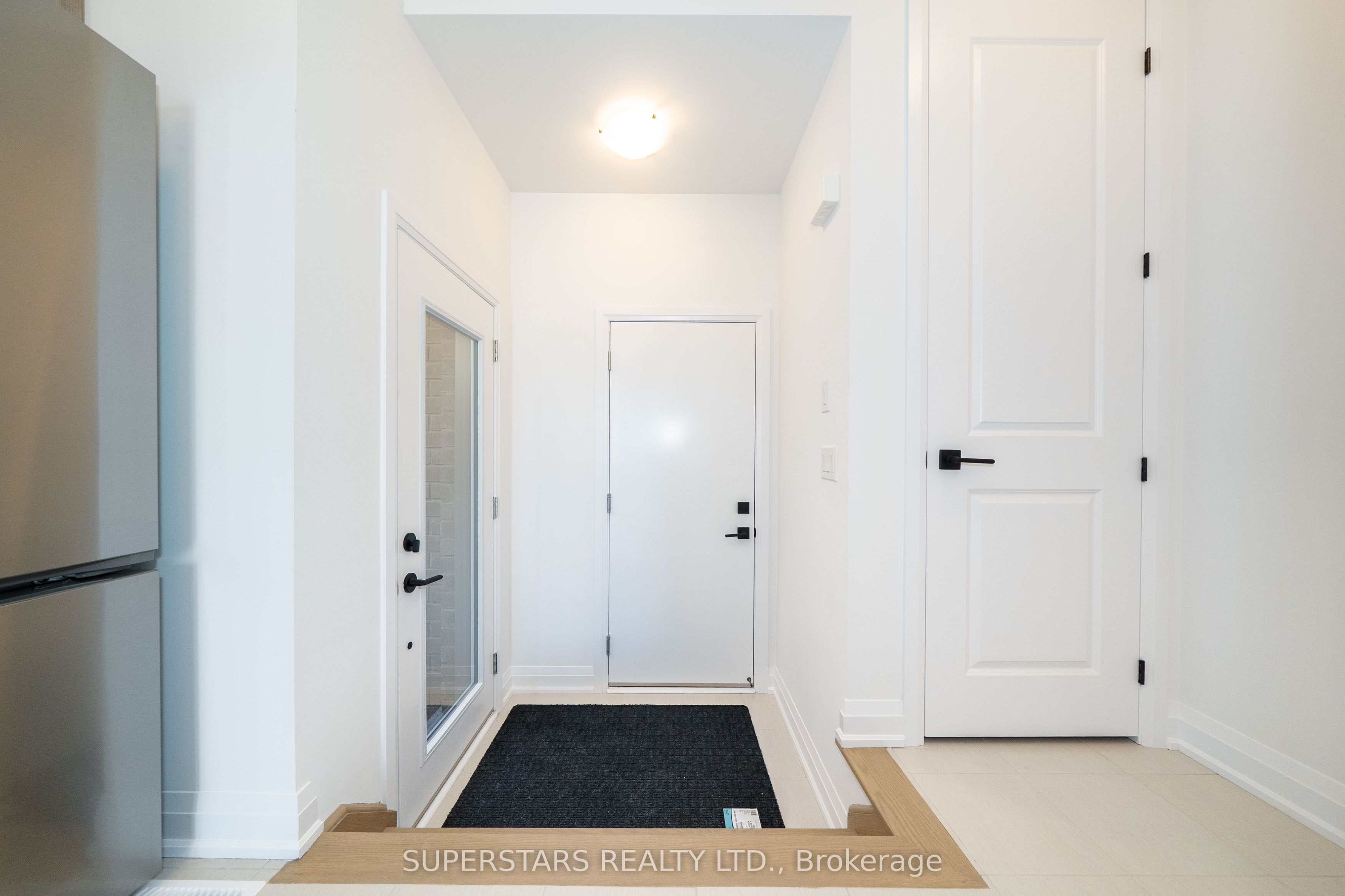 #1-26 Ranch Terrace, Barrie, ON L9J 0Y3 photo 2