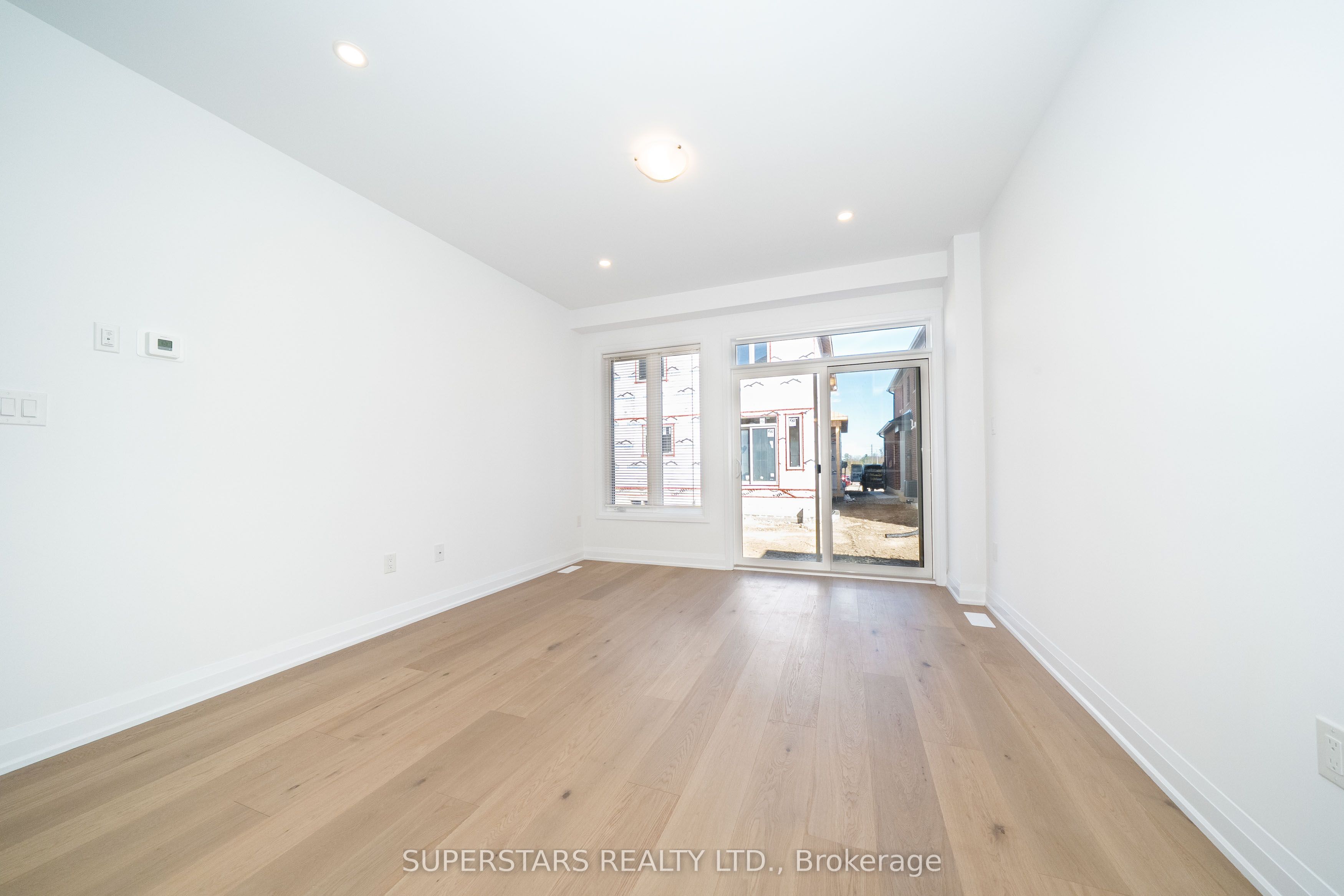 #1-26 Ranch Terrace, Barrie, ON L9J 0Y3 photo 5