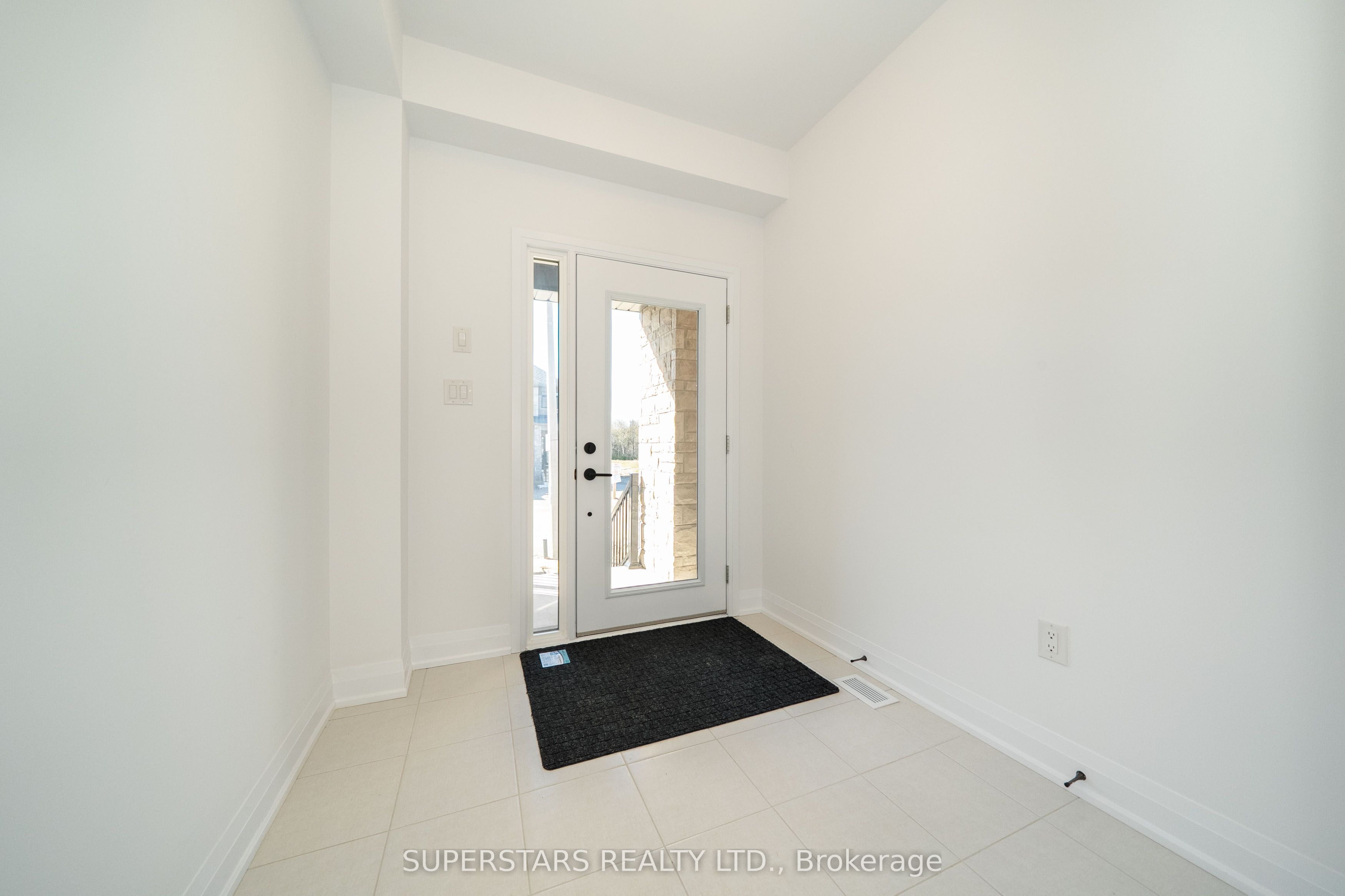 26 Ranch Terrace, Barrie, ON L9J 0Y3 photo 2