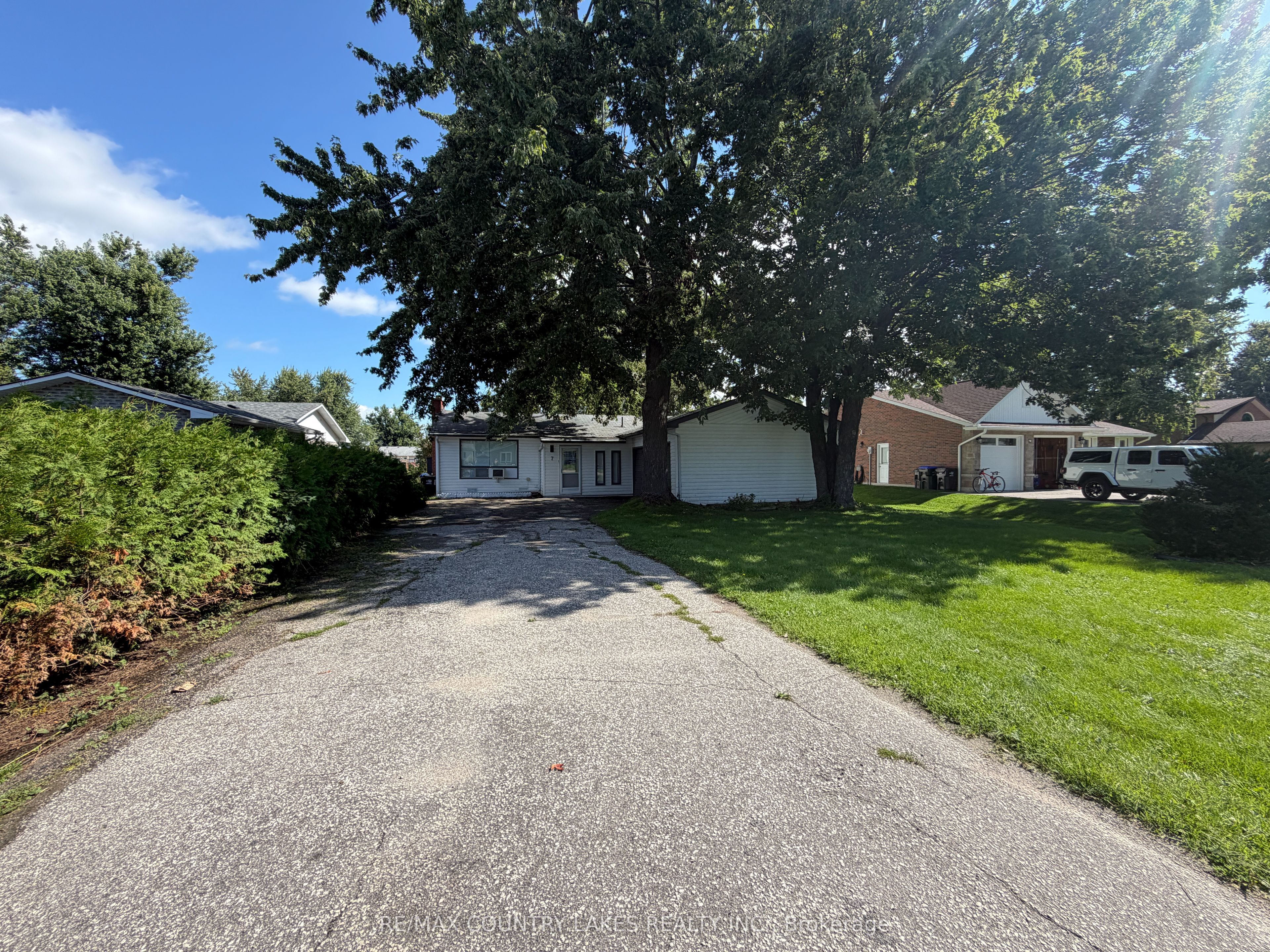 7 Willow Crescent, Ramara, ON L0K 1B0 photo 2