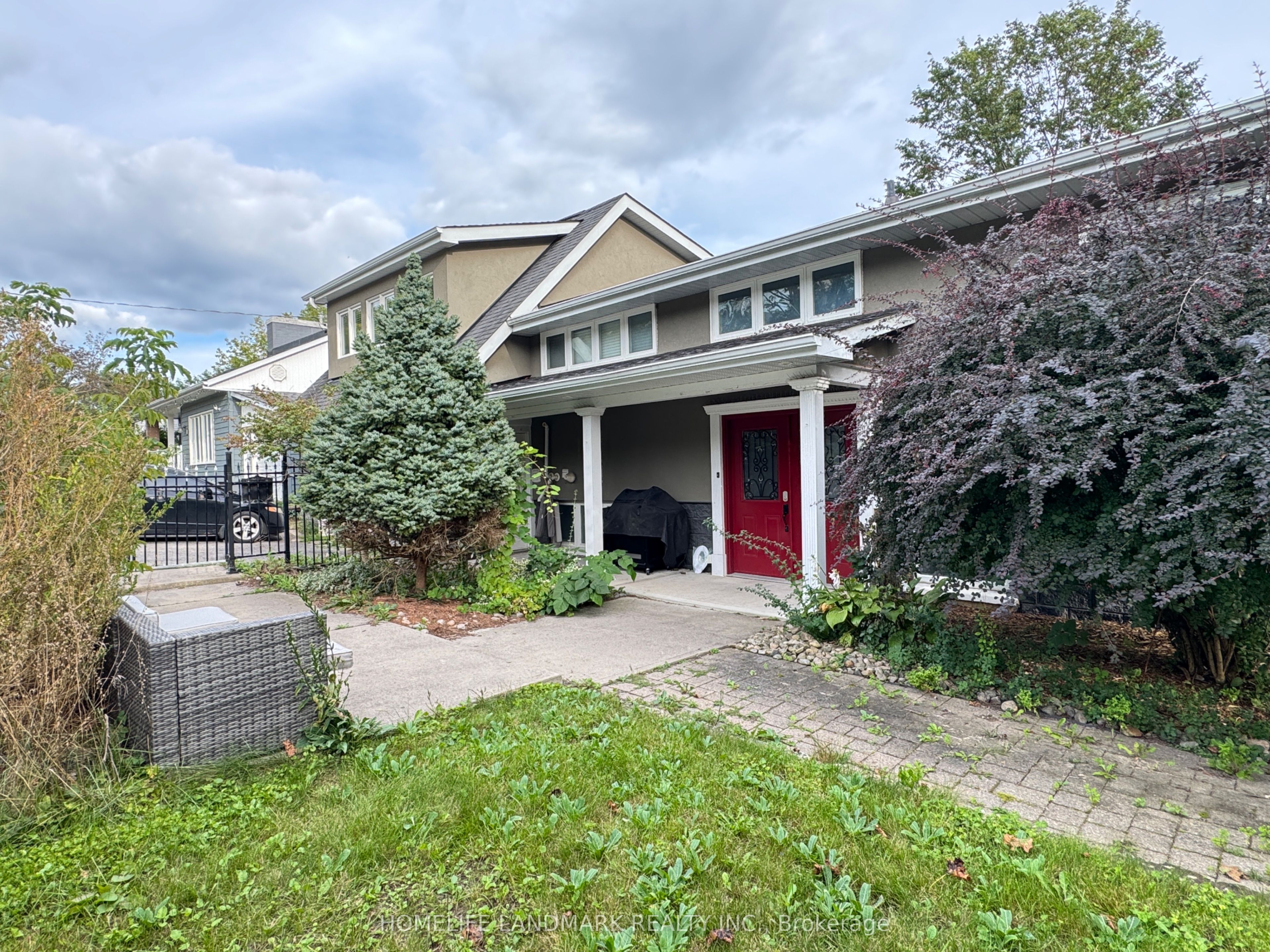 119 Blake Street Upper, Barrie, ON L4M 1K2 photo 2
