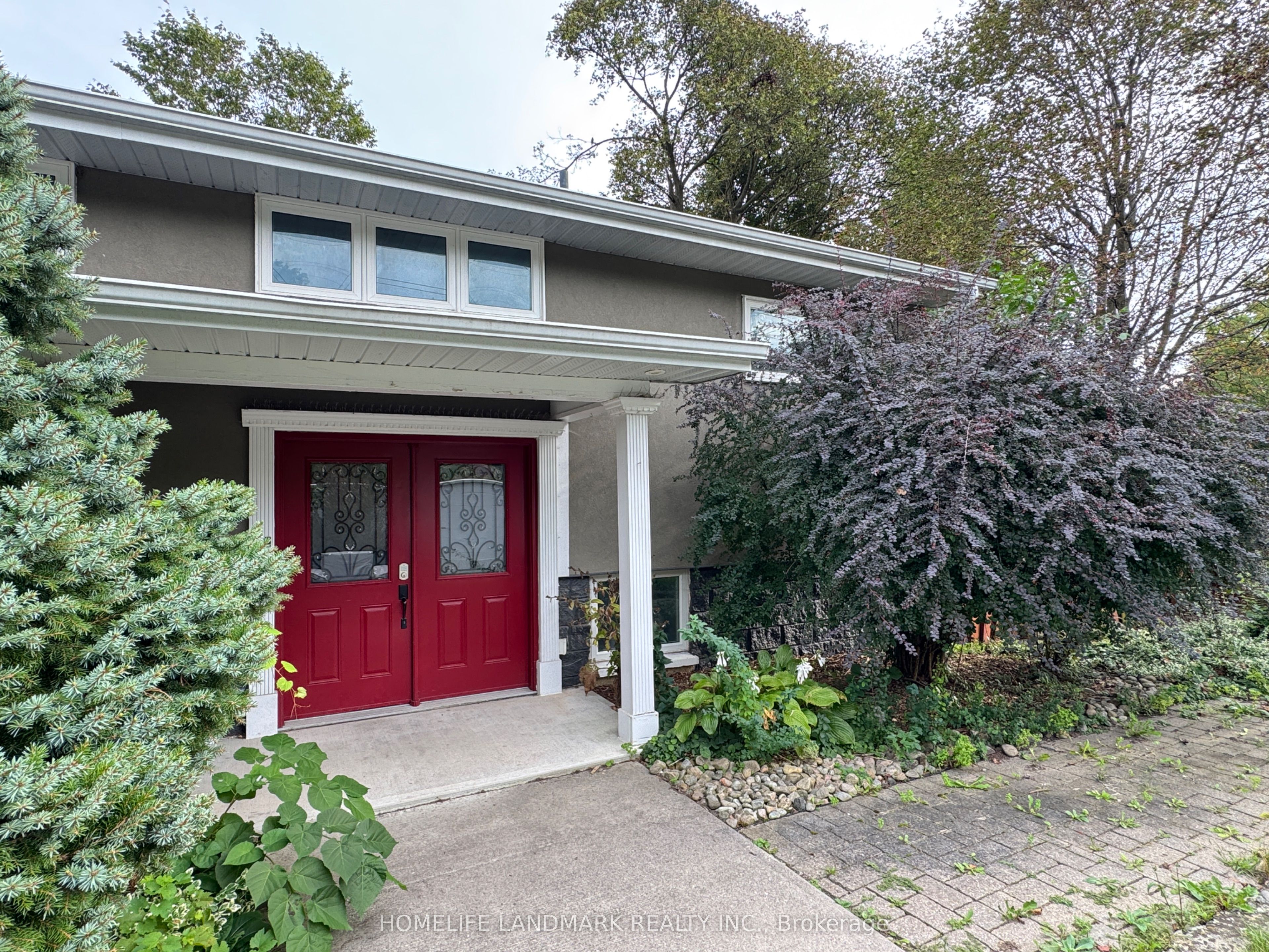 119 Blake Street Upper, Barrie, ON L4M 1K2 photo 3