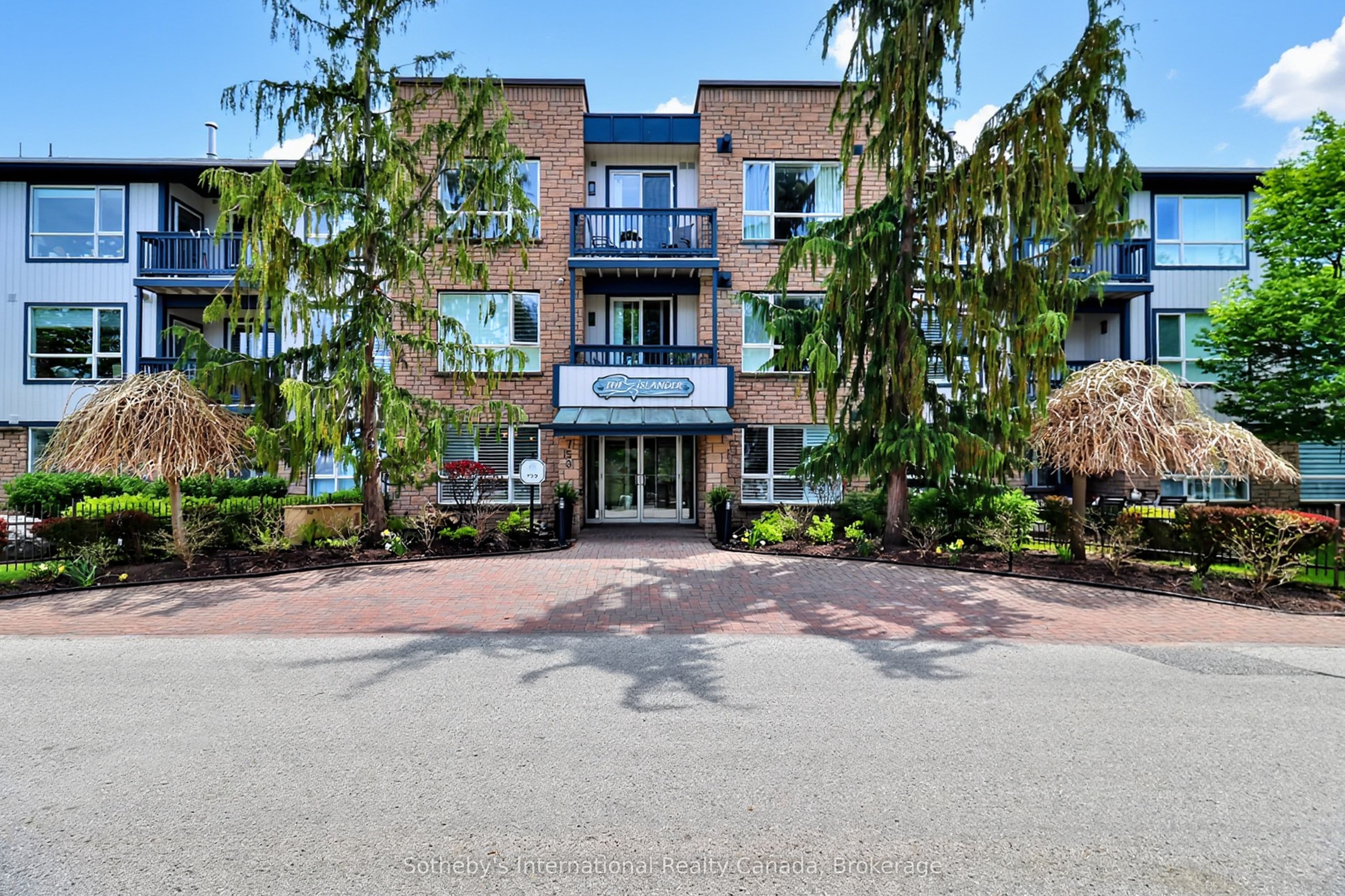 750 Johnston Park Avenue 3003, Collingwood, ON L9Y 5C7 photo 2