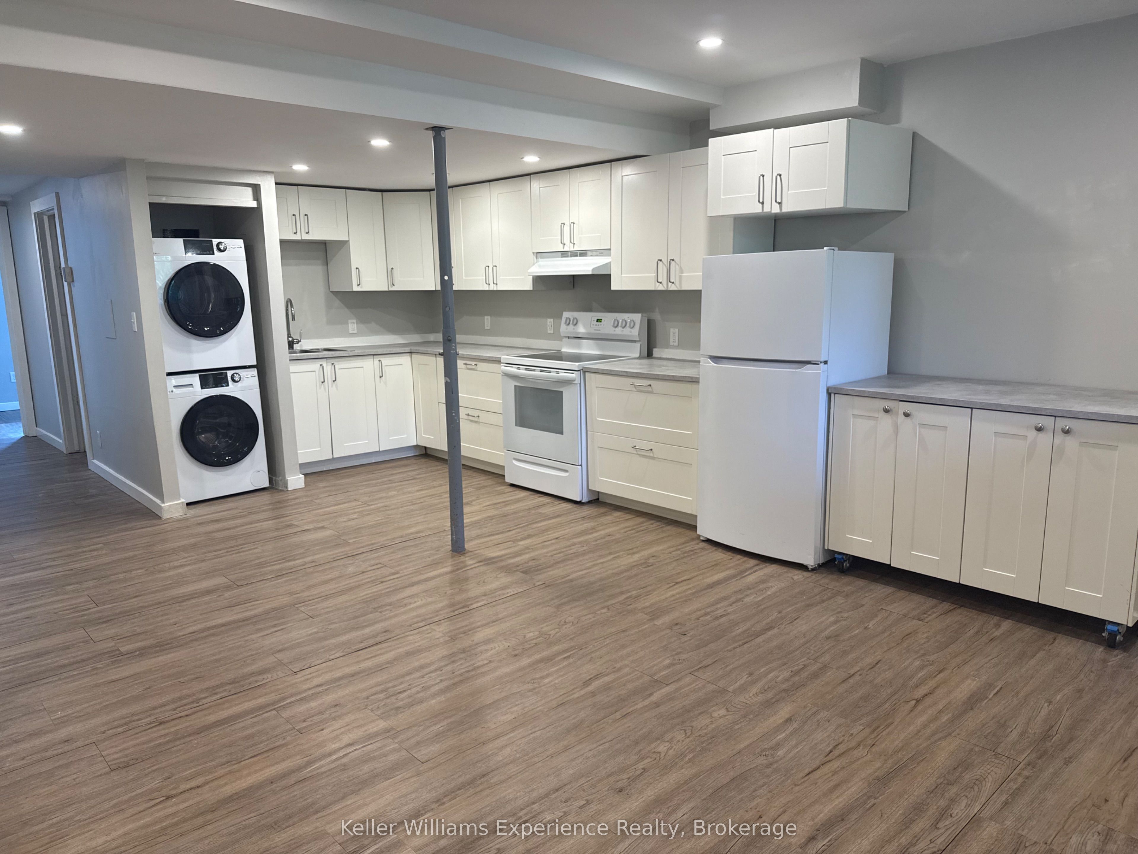 107 Grandview Road Lower Level, Tay, ON L0K 1R0 photo 4