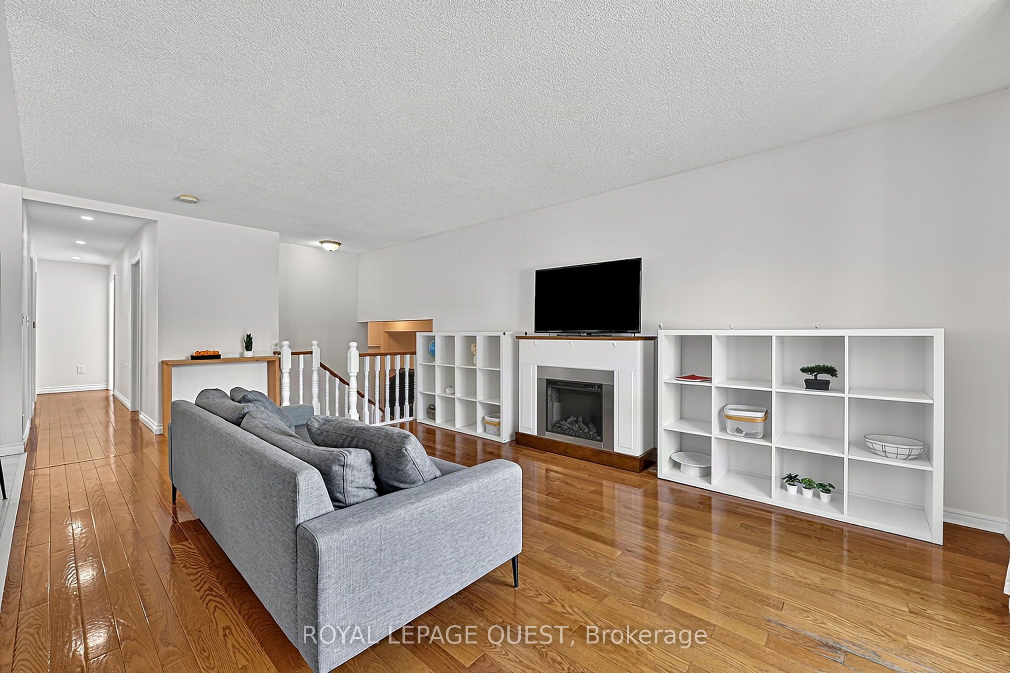 453 Mooney Crescent, Orillia, ON L3V 6R5 photo 5