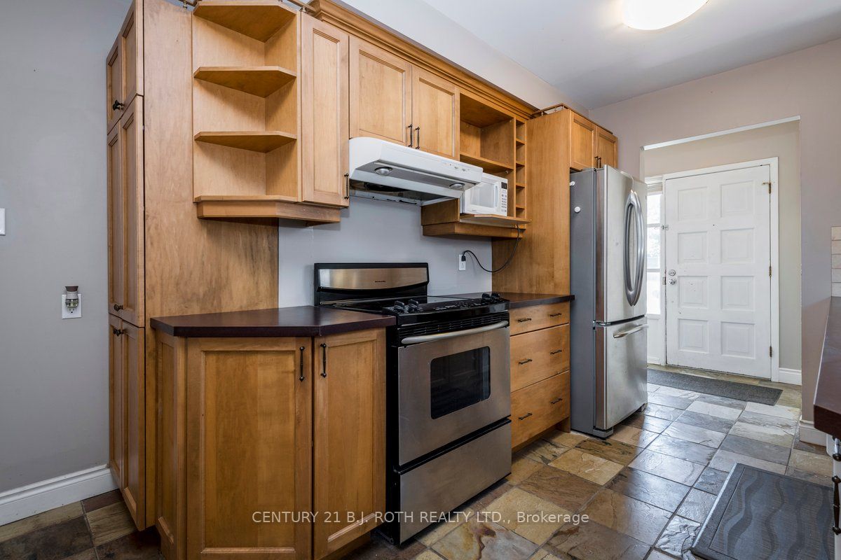36 Cynthia Court, Barrie, ON L4M 2X4 photo 5