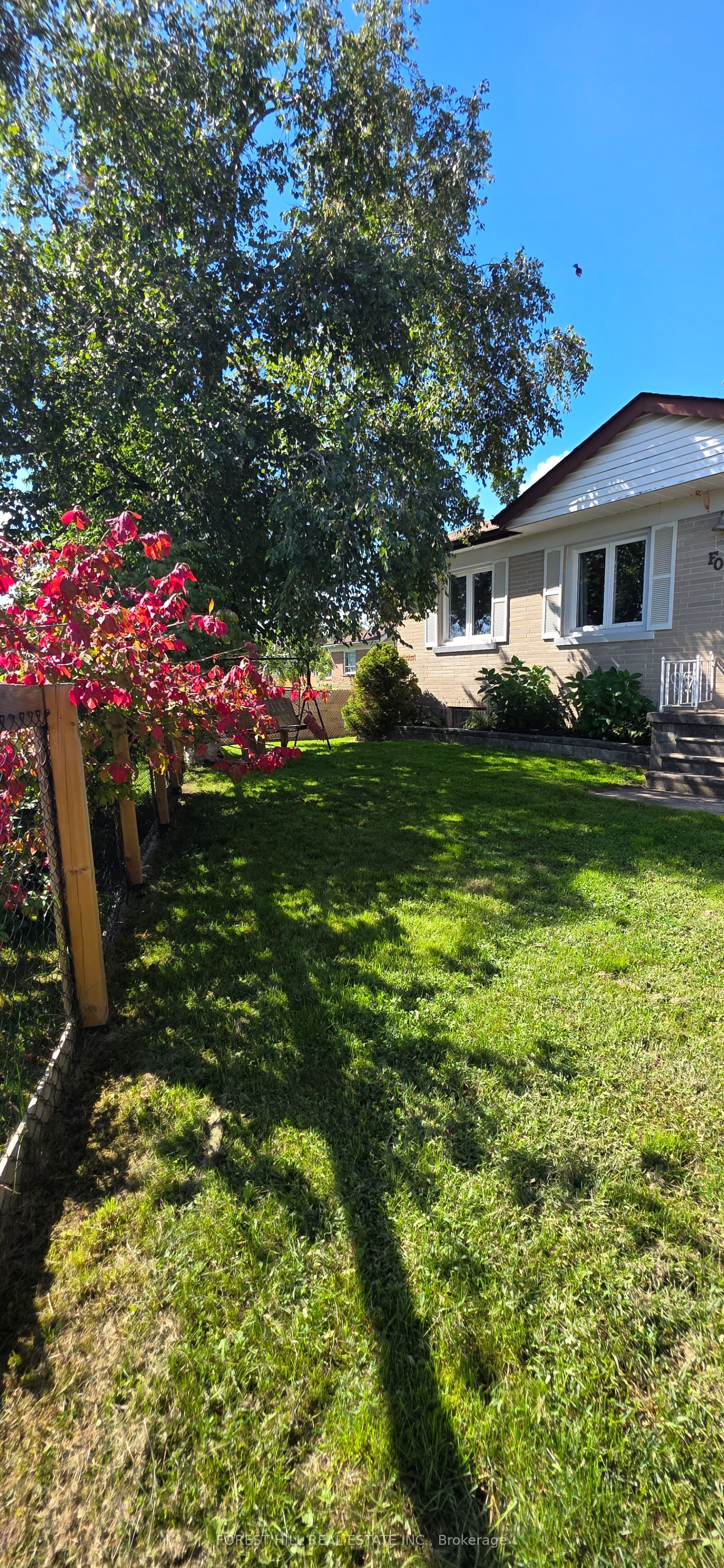 4 Karen Crescent, Orillia, ON L3V 3H1 photo 2