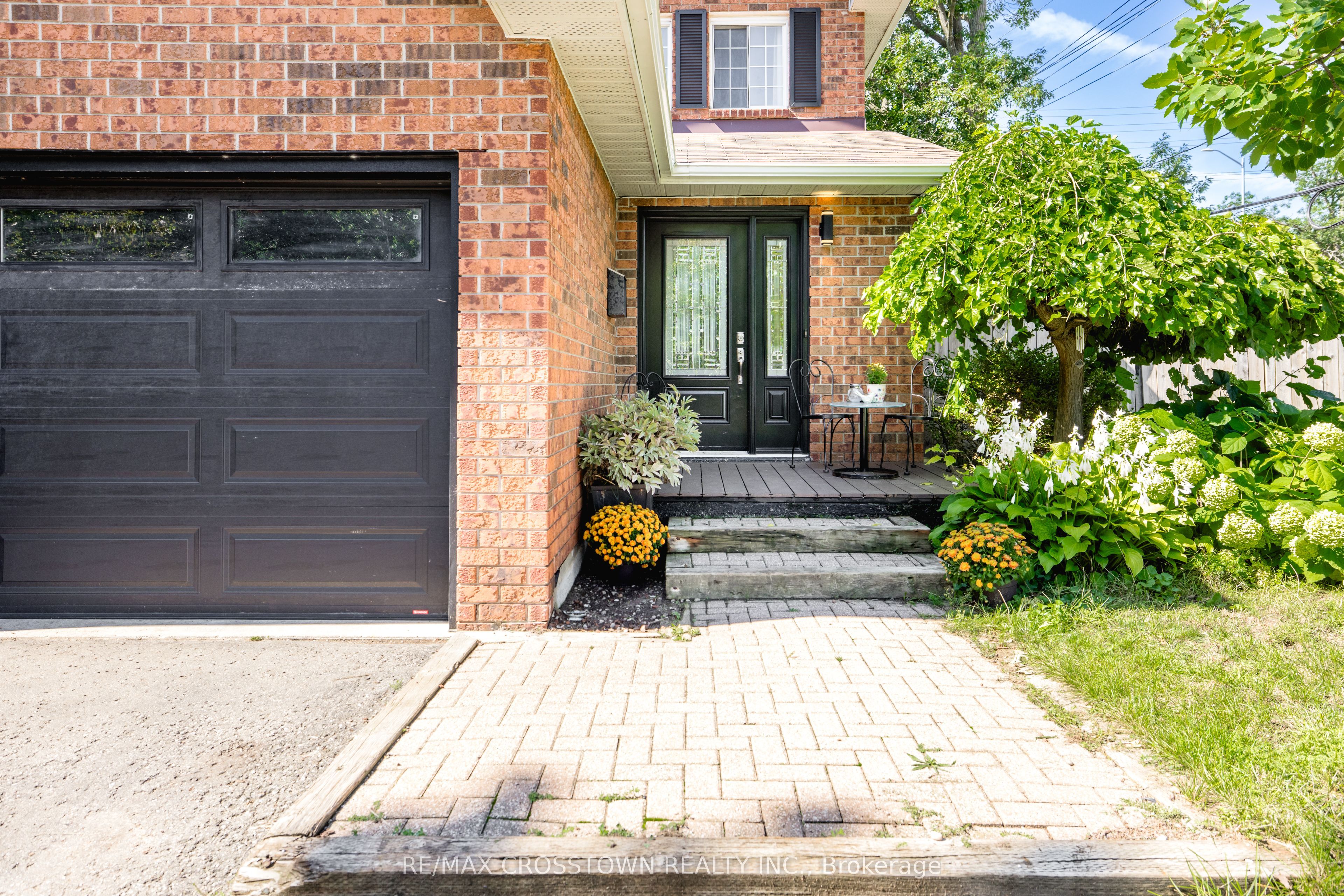 63 Oakridge Drive, Barrie, ON L4N 5N6 photo 3