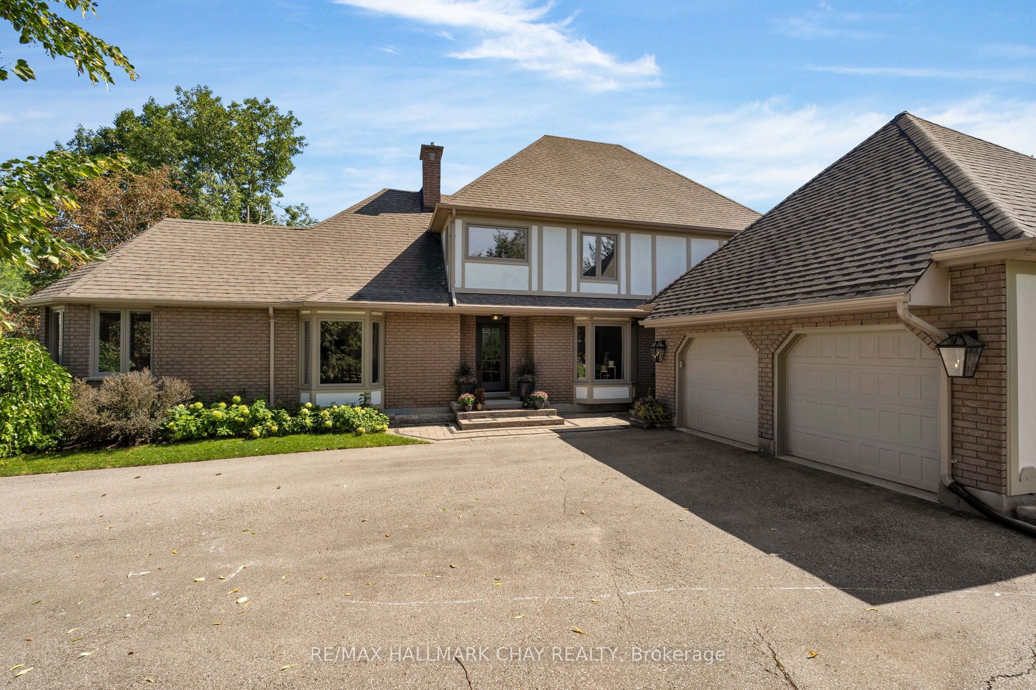 9 Howard Drive, Oro-Medonte, ON L0L 2E0 photo 4