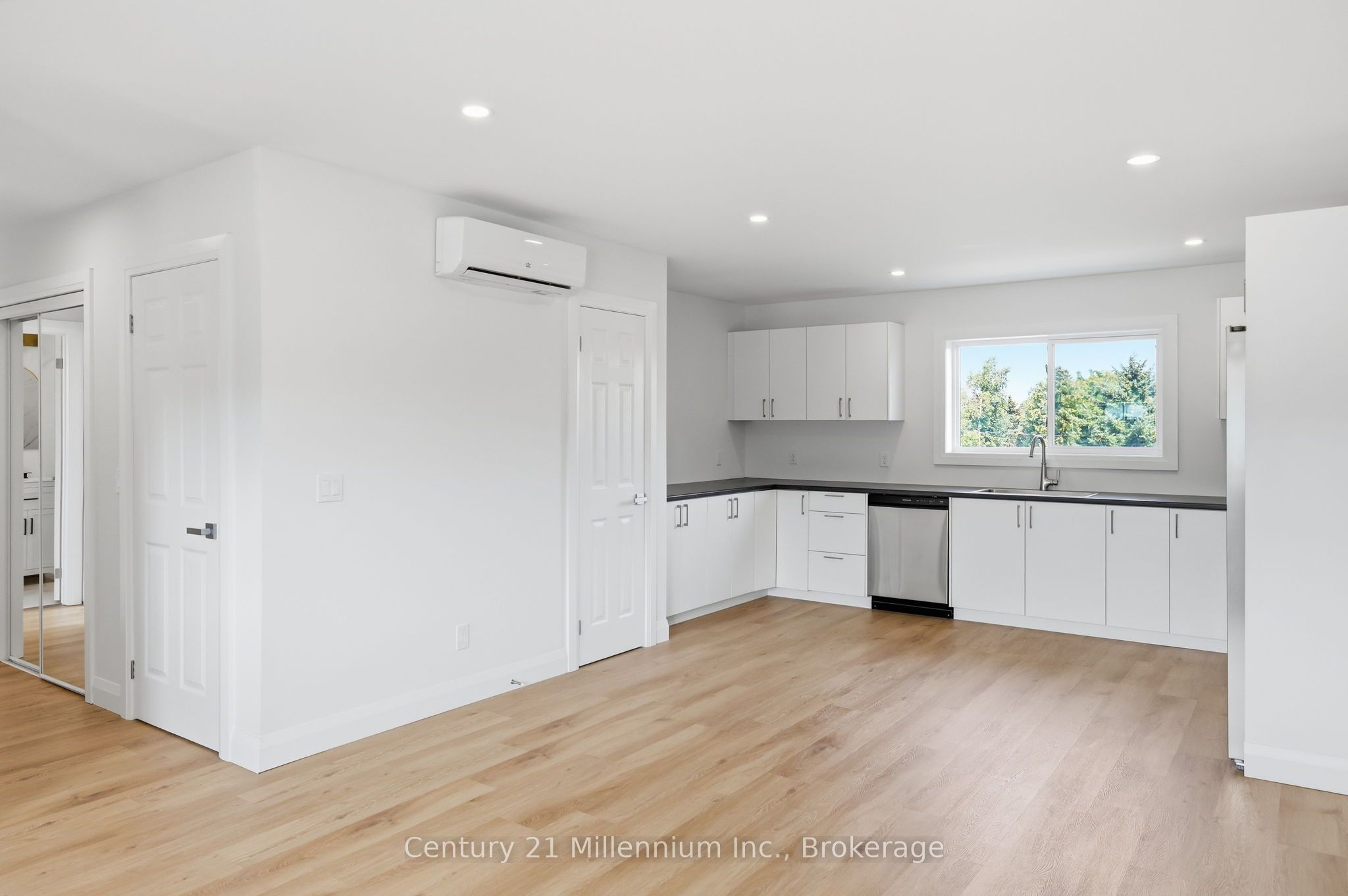 9592 BEACHWOOD Road 1, Collingwood, ON L9Y 0X2 photo 3
