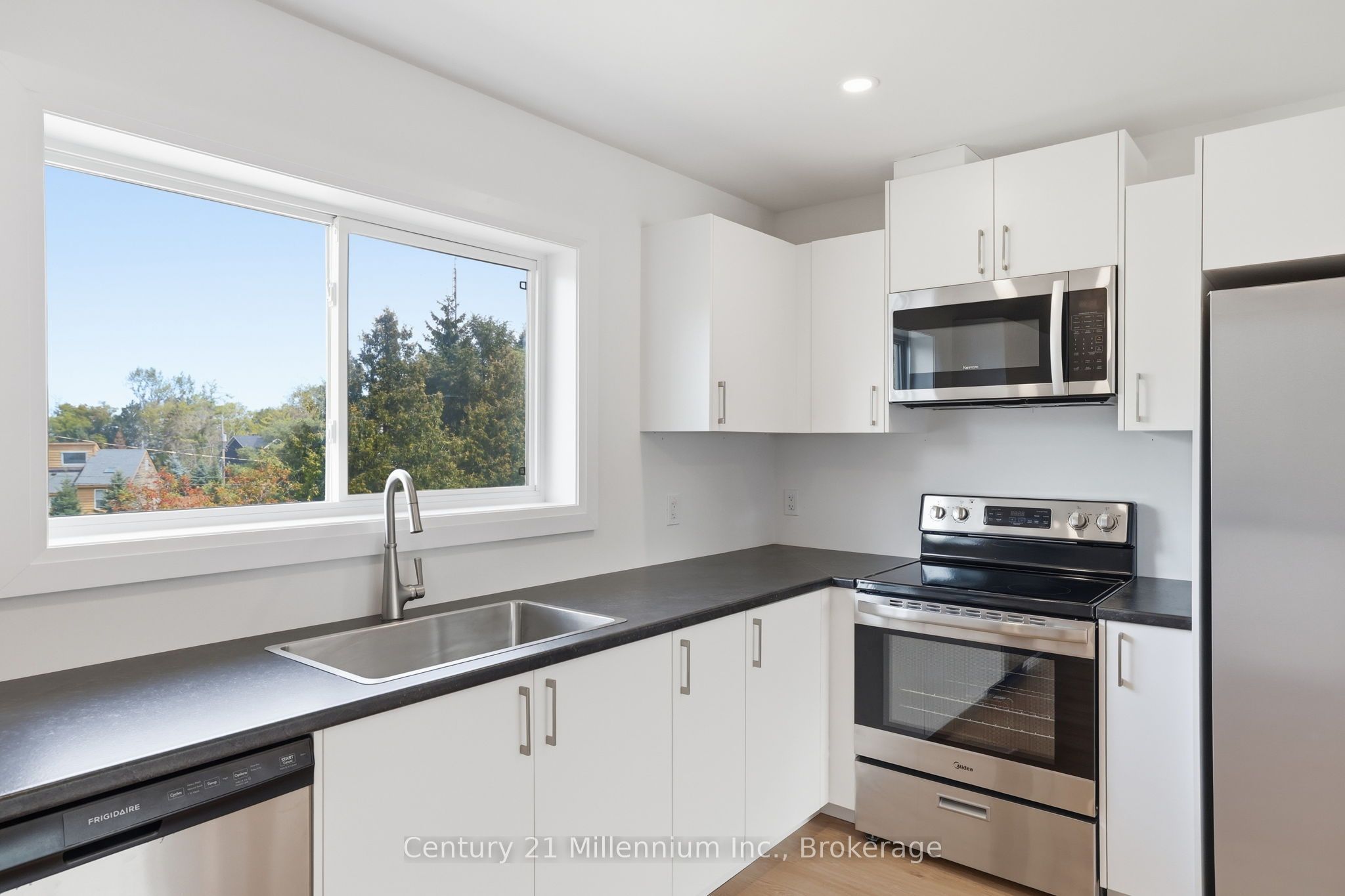 9592 BEACHWOOD Road 1, Collingwood, ON L9Y 0X2 photo 5