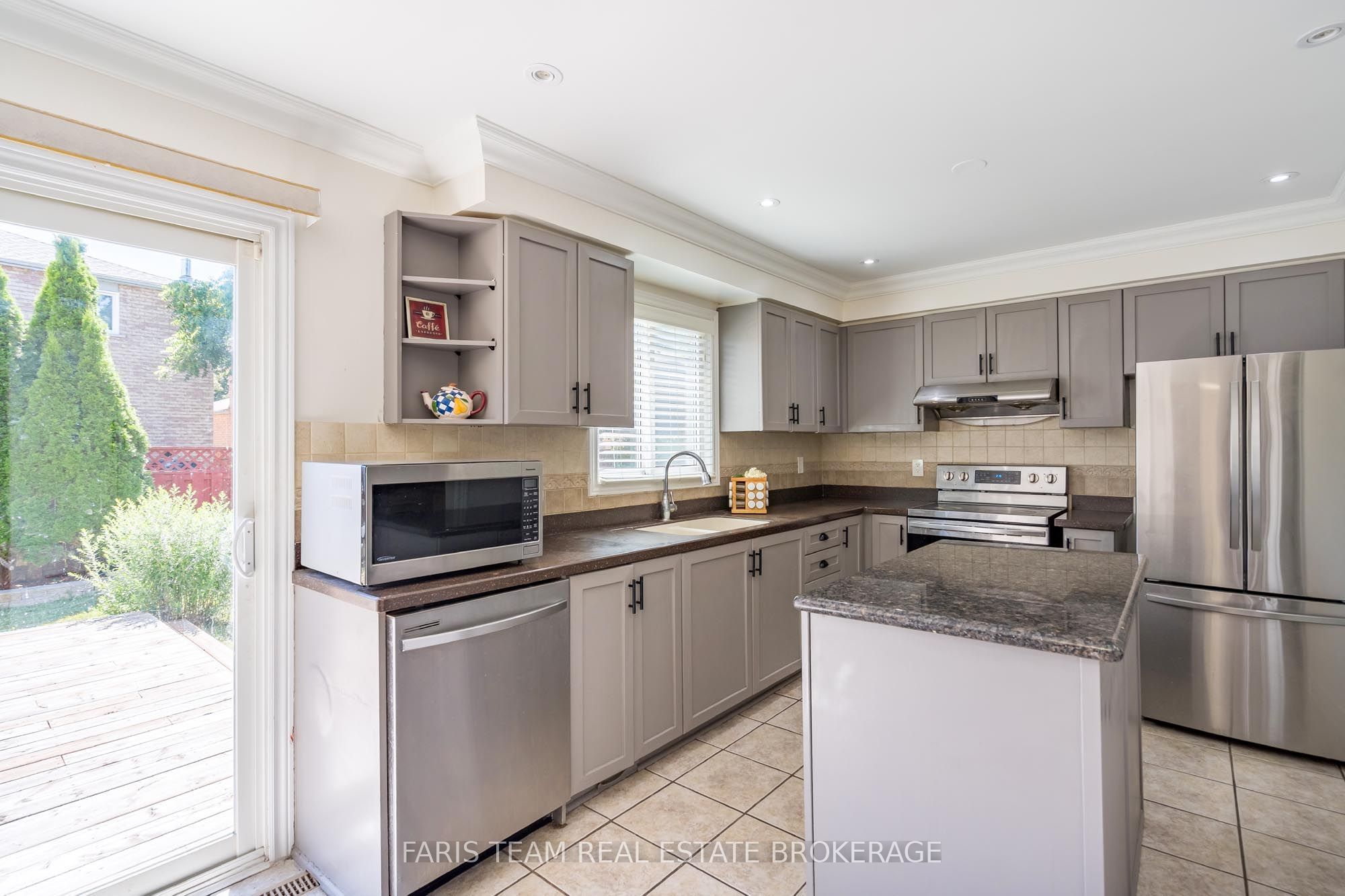 503 Grove Street E, Barrie, ON L4M 5Z4 photo 5