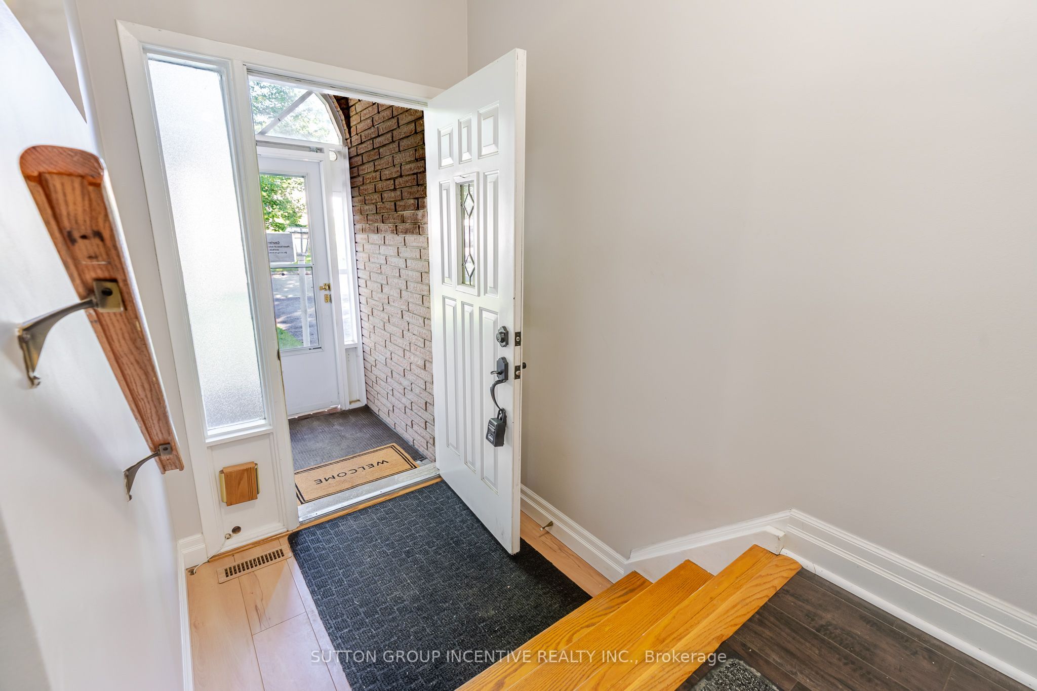 39 Carol Road, Barrie, ON L4N 3P6 photo 4