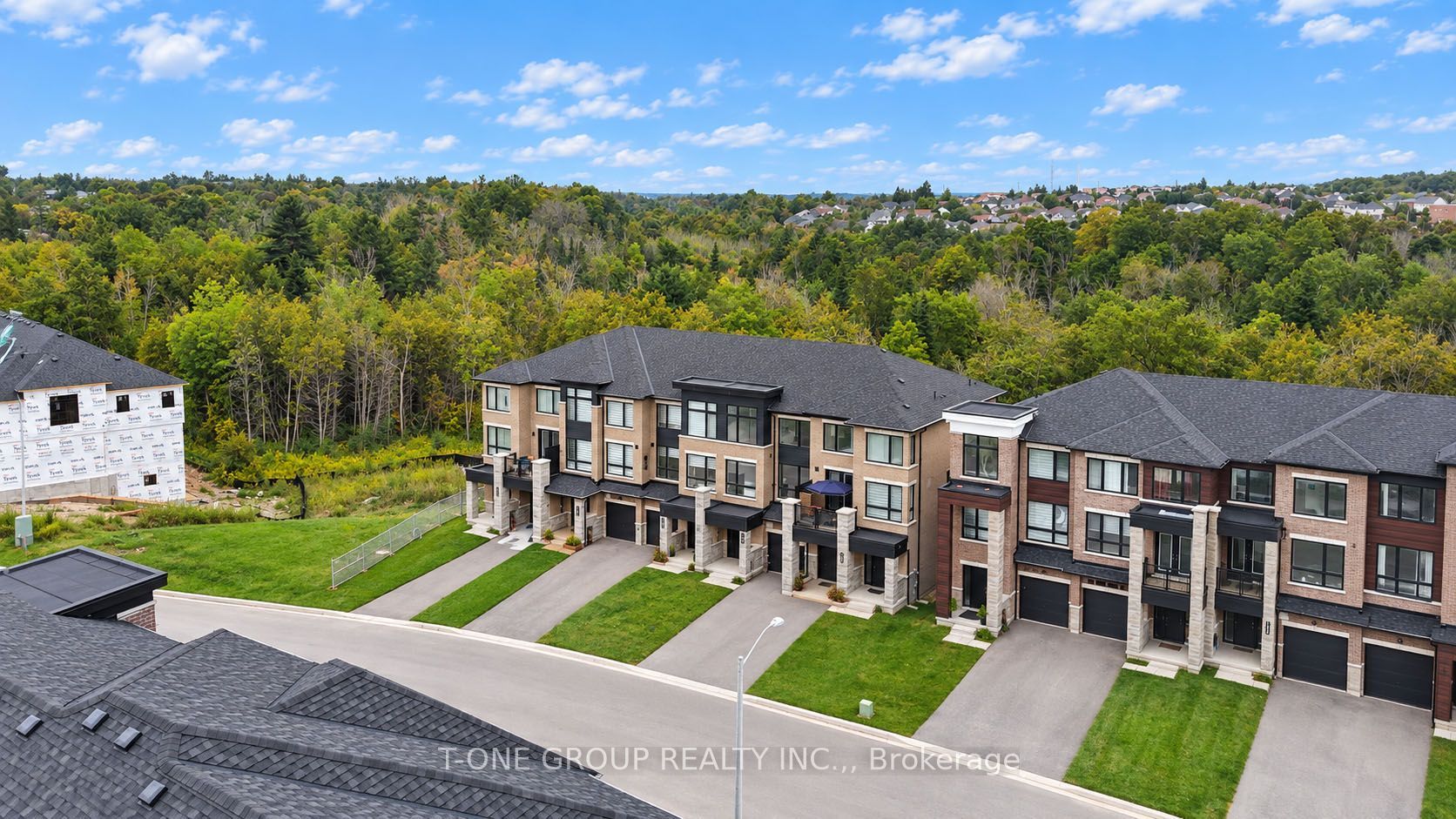 148 Blue Forest Crescent, Barrie, ON L9J 0N5 photo 2