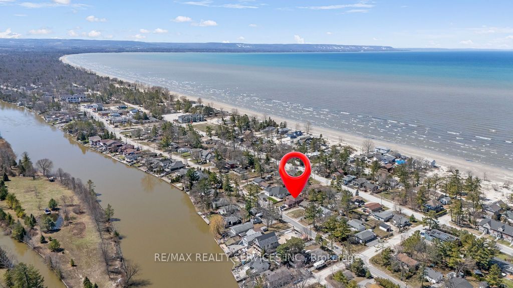 254 Old Mosley Street, Wasaga Beach, ON L9Z 2H8 photo 4