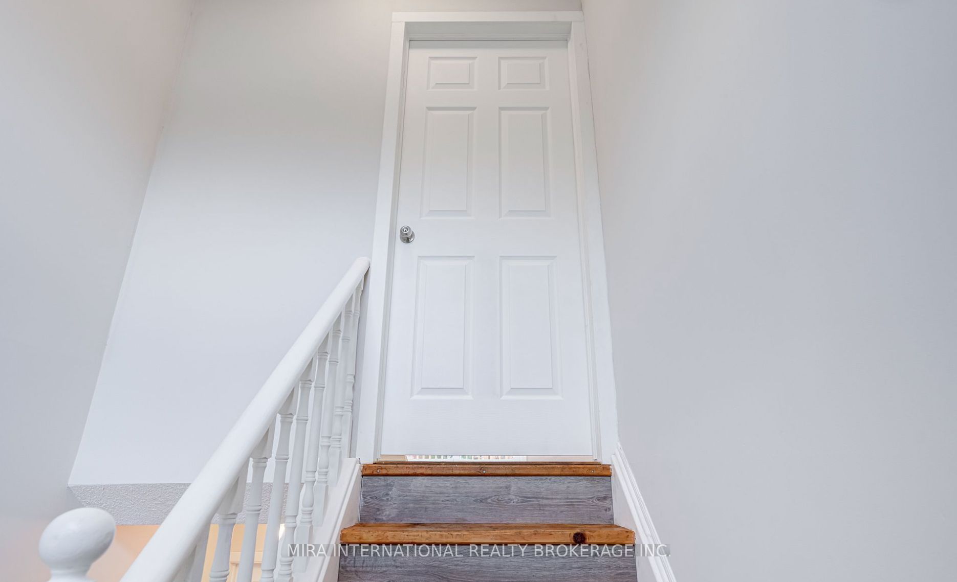25 Leo Boulevard, Wasaga Beach, ON L9Z 1C7 photo 4