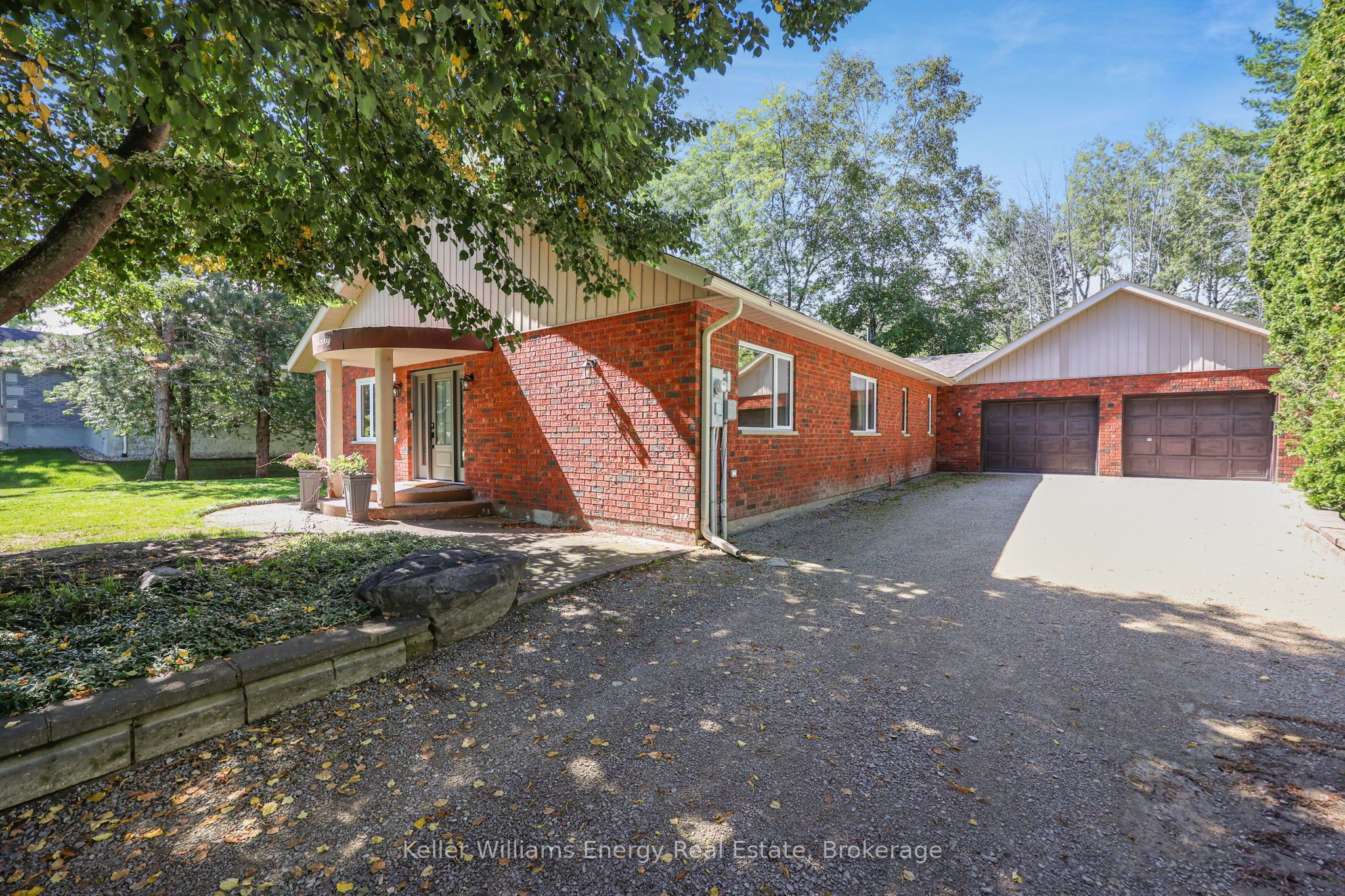 60 Bayside Avenue, Tay, ON L0K 2A0 photo 3