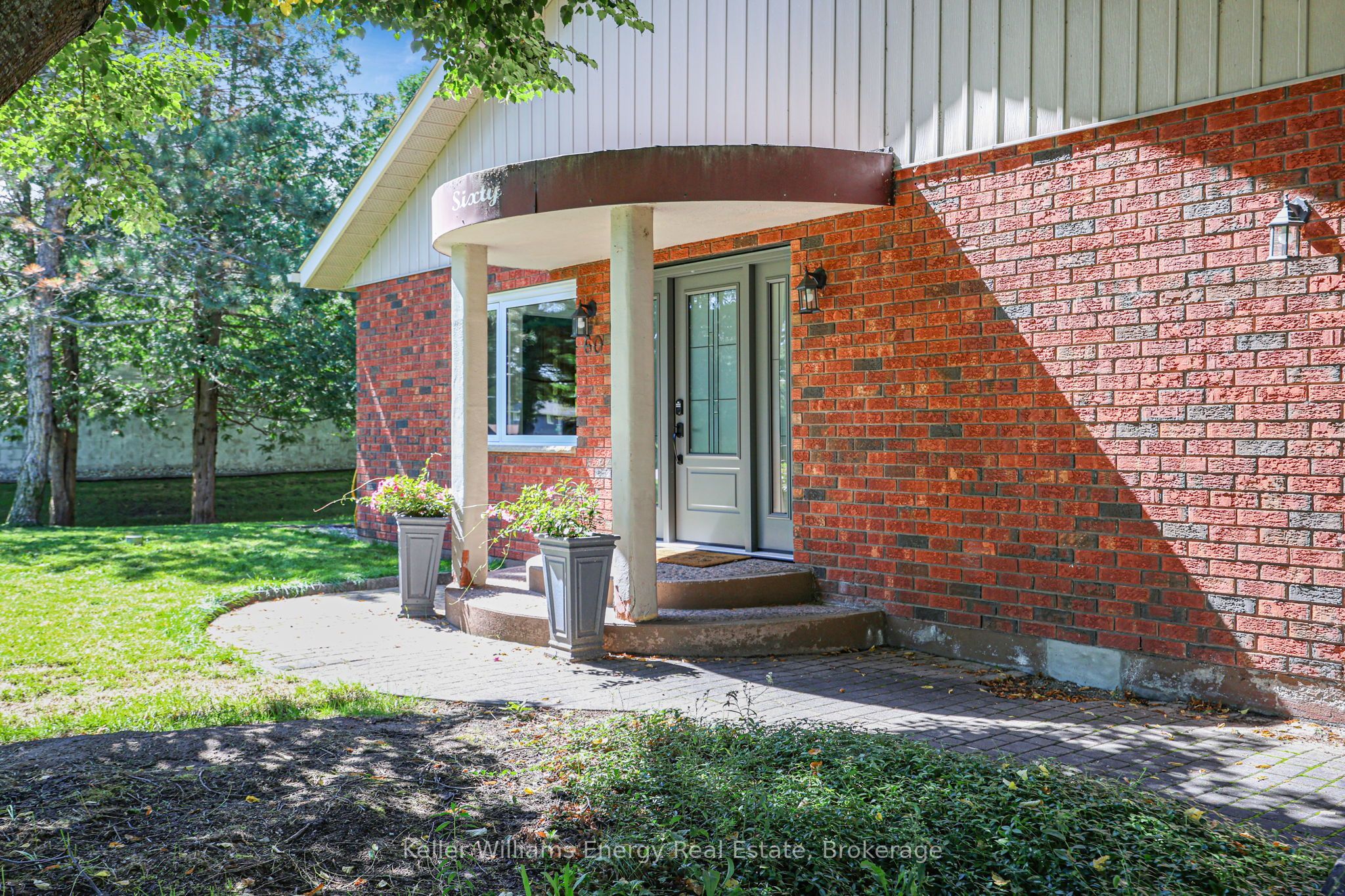 60 Bayside Avenue, Tay, ON L0K 2A0 photo 4