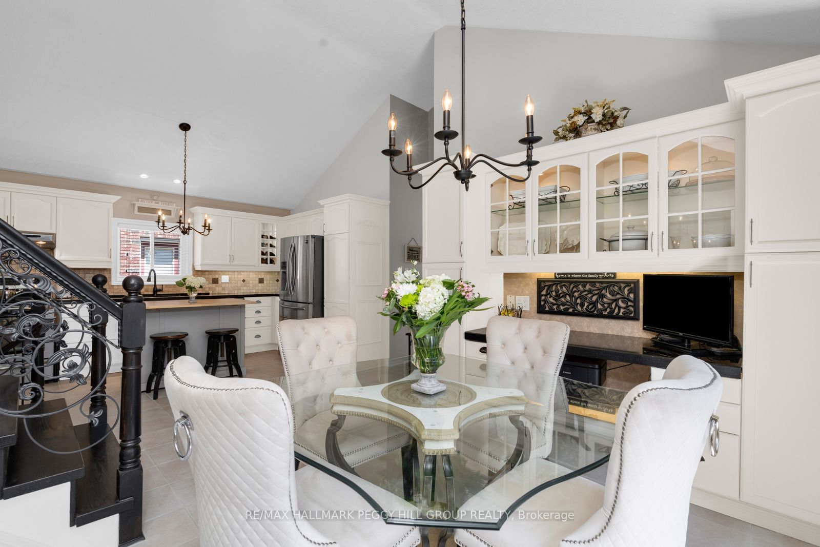 52 Summerset Drive, Barrie, ON L4N 9L7 photo 3