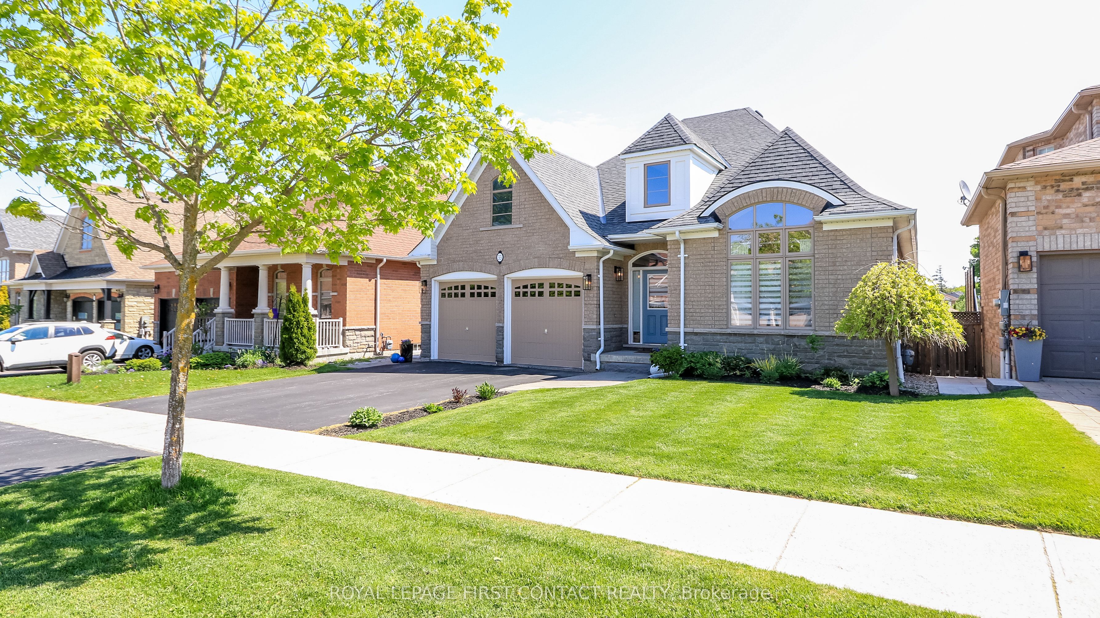 33 Tamarack Trail, Barrie, ON L4N 6M7 photo 2