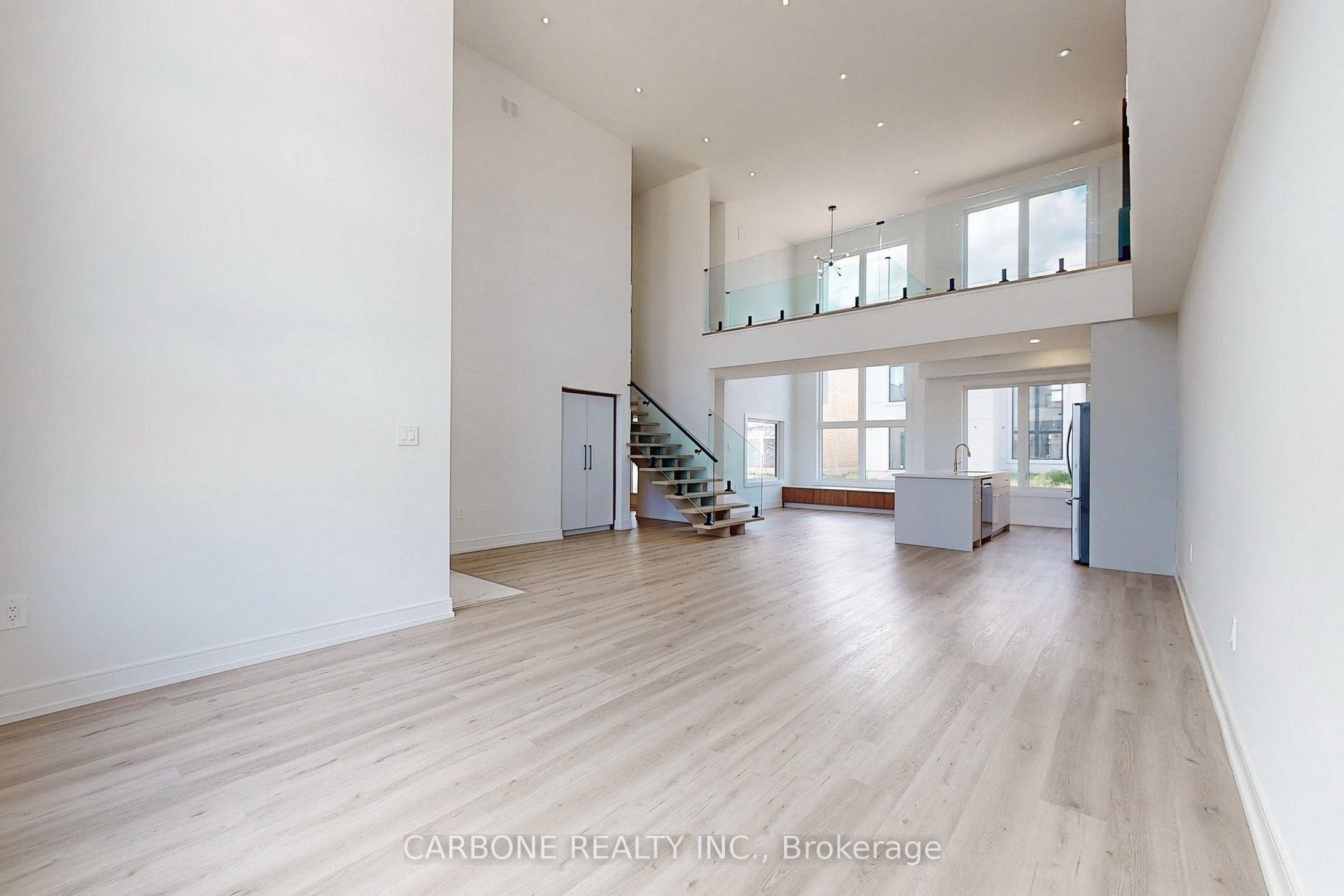 3779 Sunbank Crescent, Severn, ON L3V 6H3 photo 2