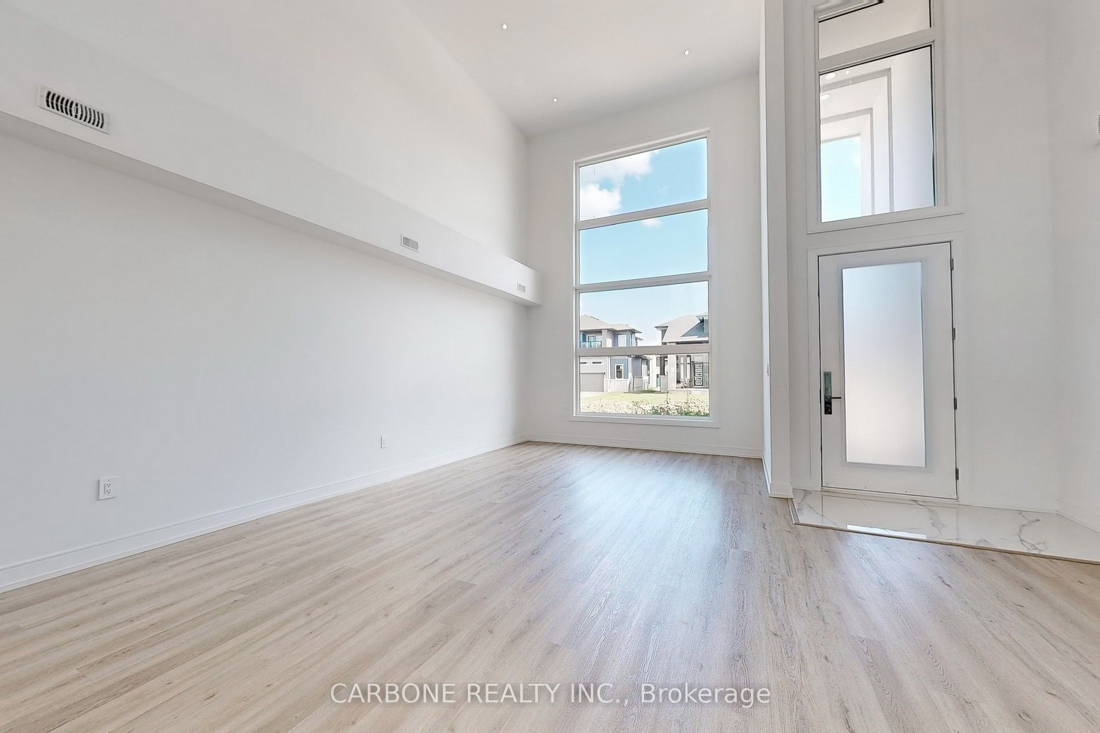 3779 Sunbank Crescent, Severn, ON L3V 6H3 photo 3