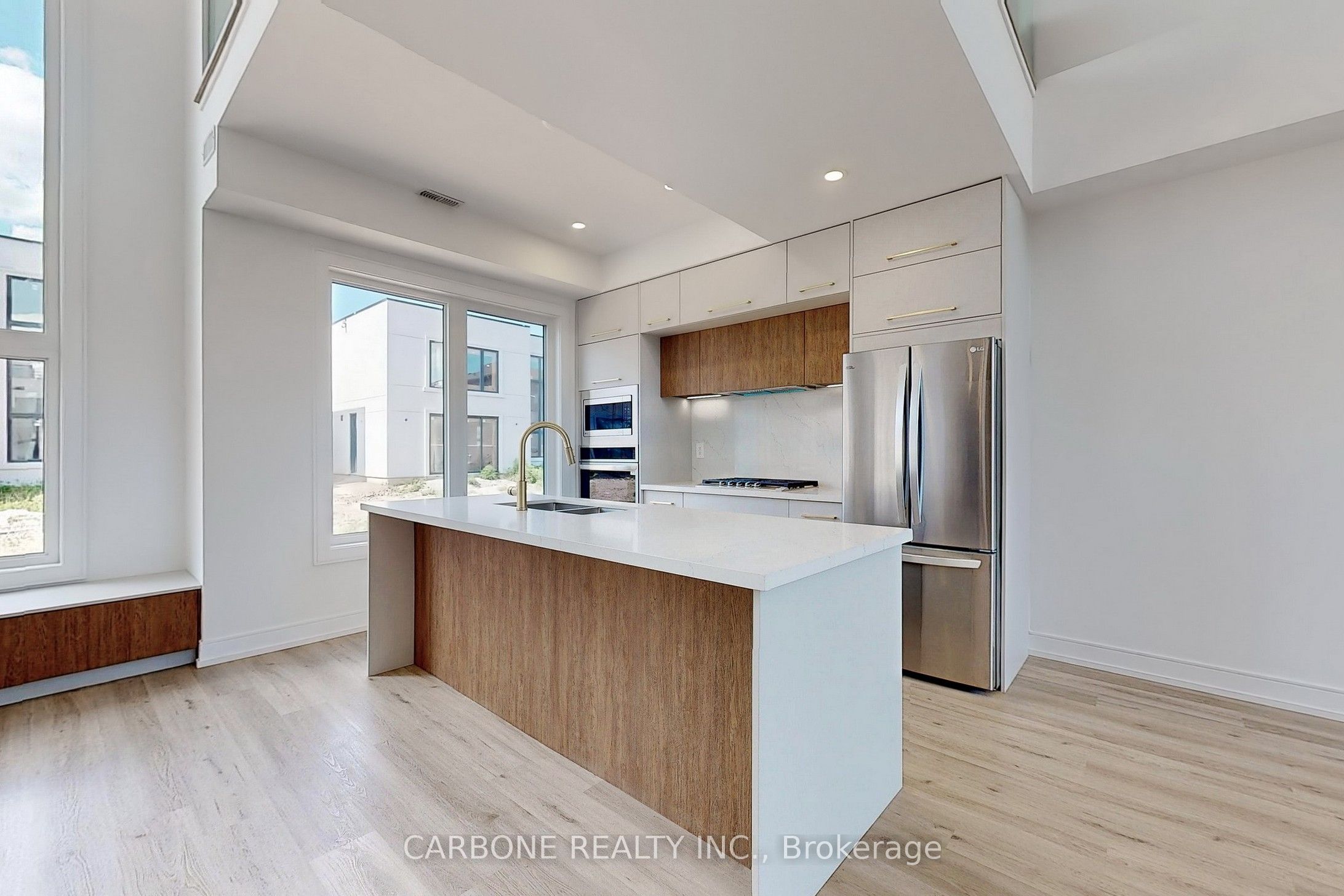 3779 Sunbank Crescent, Severn, ON L3V 6H3 photo 4