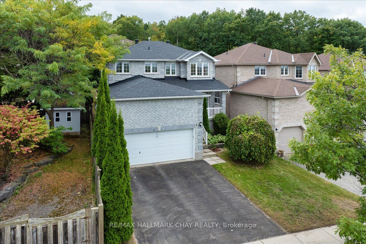 3 Bell Street, Barrie, ON L4N 0J2 photo 2