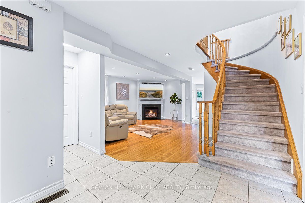 3 Bell Street, Barrie, ON L4N 0J2 photo 5