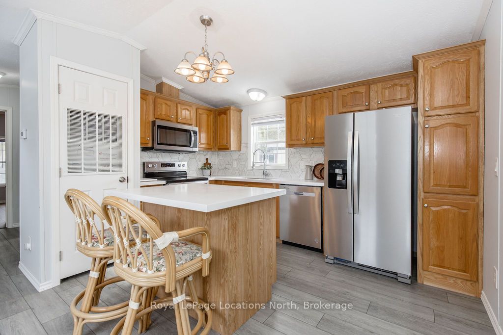 89 GEORGIAN GLEN Drive, Wasaga Beach, ON L9Z 1K8 photo 5