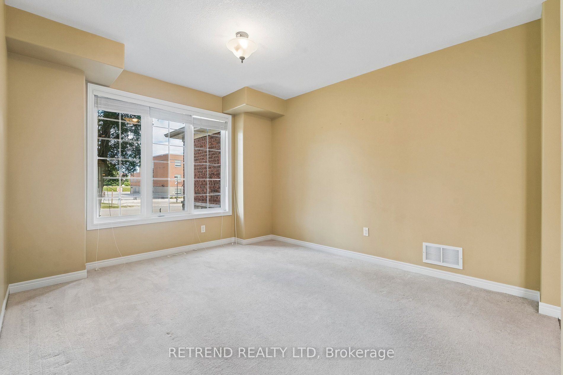 36 Sandringham Drive, Barrie, ON L4N 0J9 photo 4