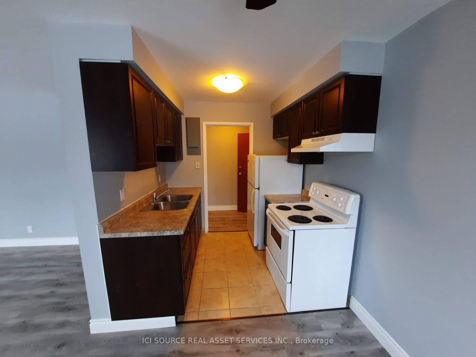 229 Canice Street Unit 4, Orillia, ON L3V 4J1 photo 2
