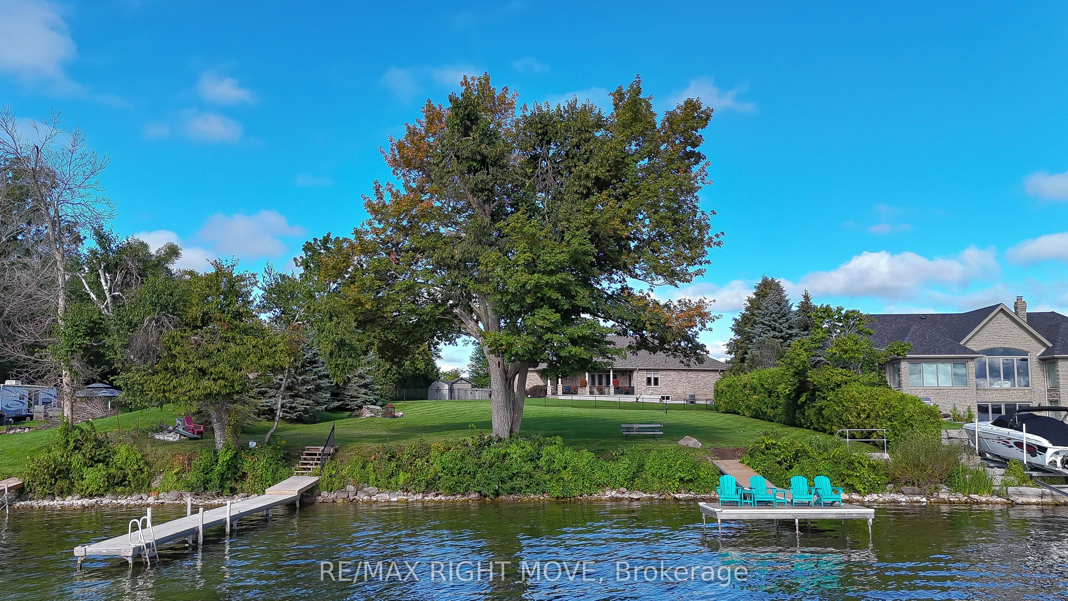 3938 Wood Avenue, Severn, ON L3V 0Y9 photo 3